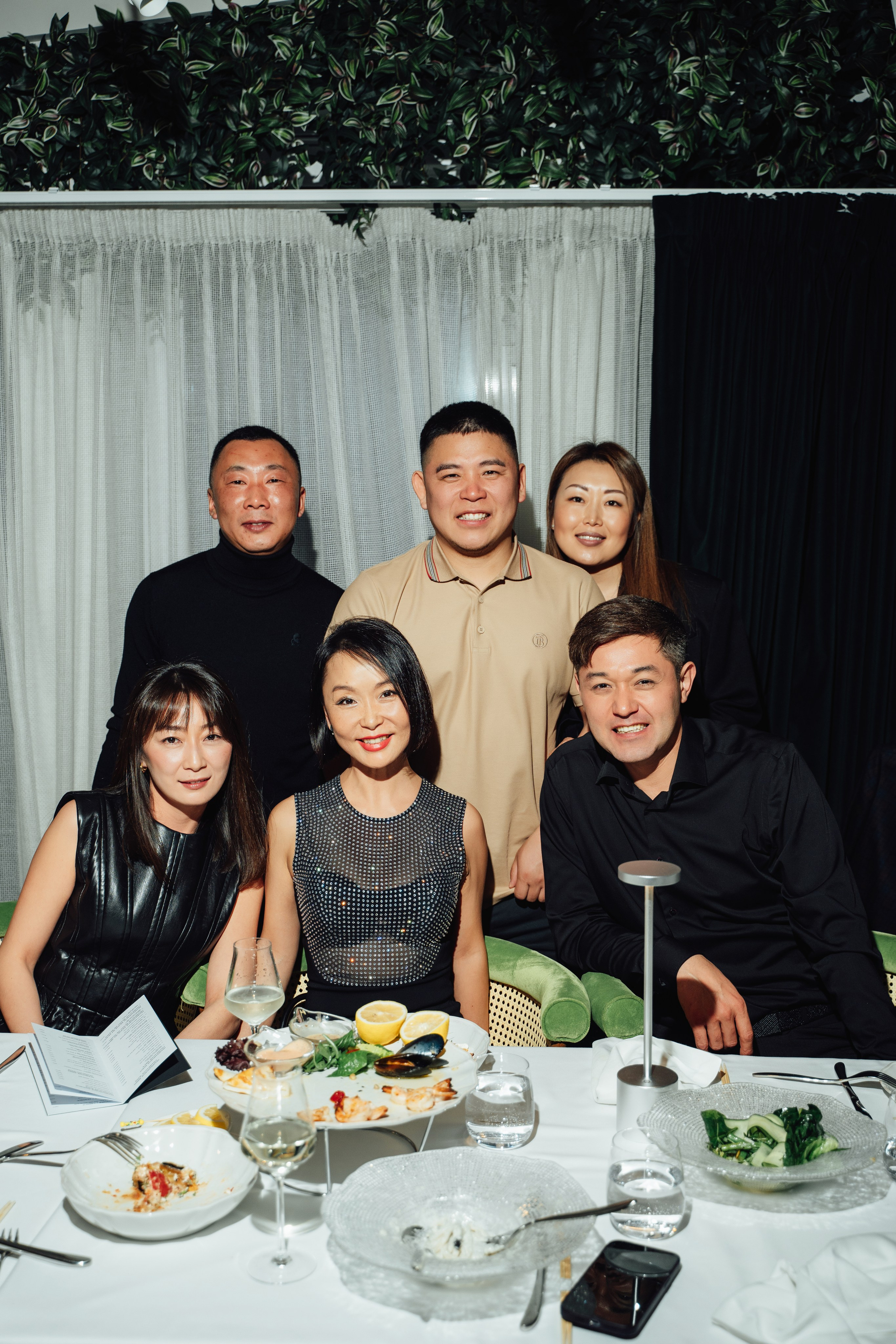 12 апреля (пятница). BENUAR Restaurant