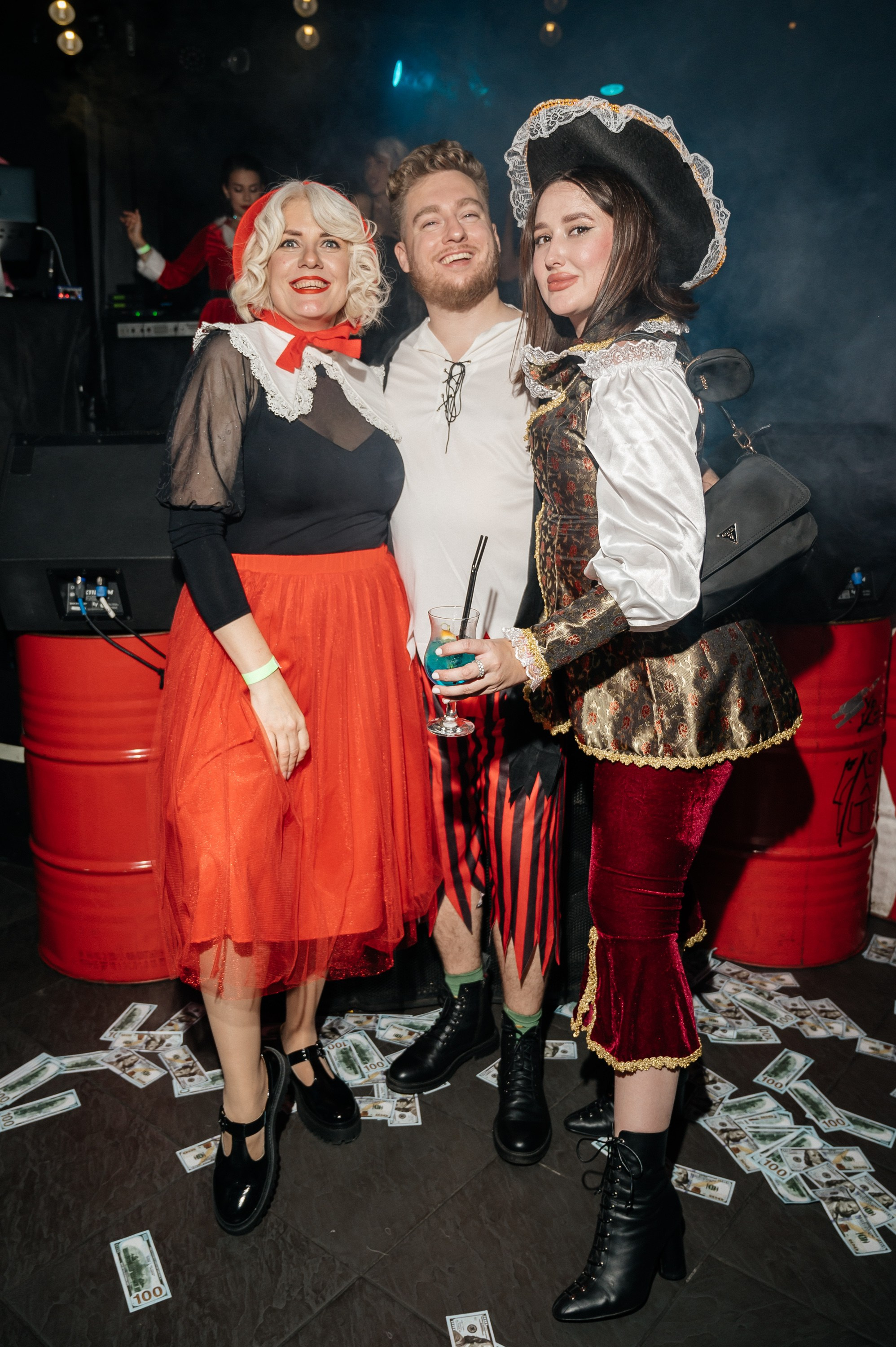 Репортажный фотограф на корпоратив и другие мероприятия. Свадебный и семейный фотограф в Краснодаре Марина Стёпа