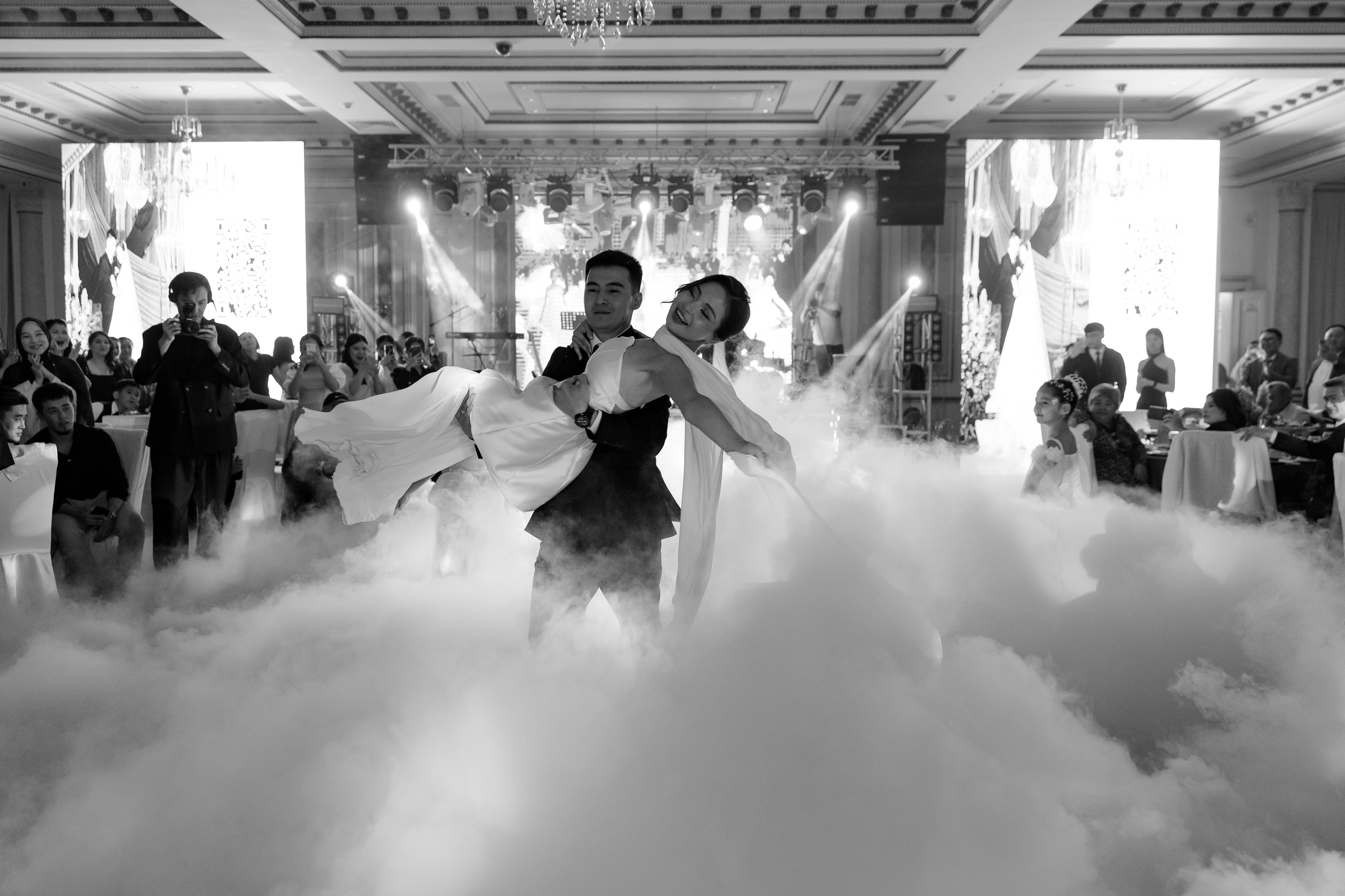 ALIMZHAN AQTOTY | ATYRAU. СВАДЕБНЫЙ ФОТОГРАФ АТЫРАУ|АЛМАТЫ|АСТАНА