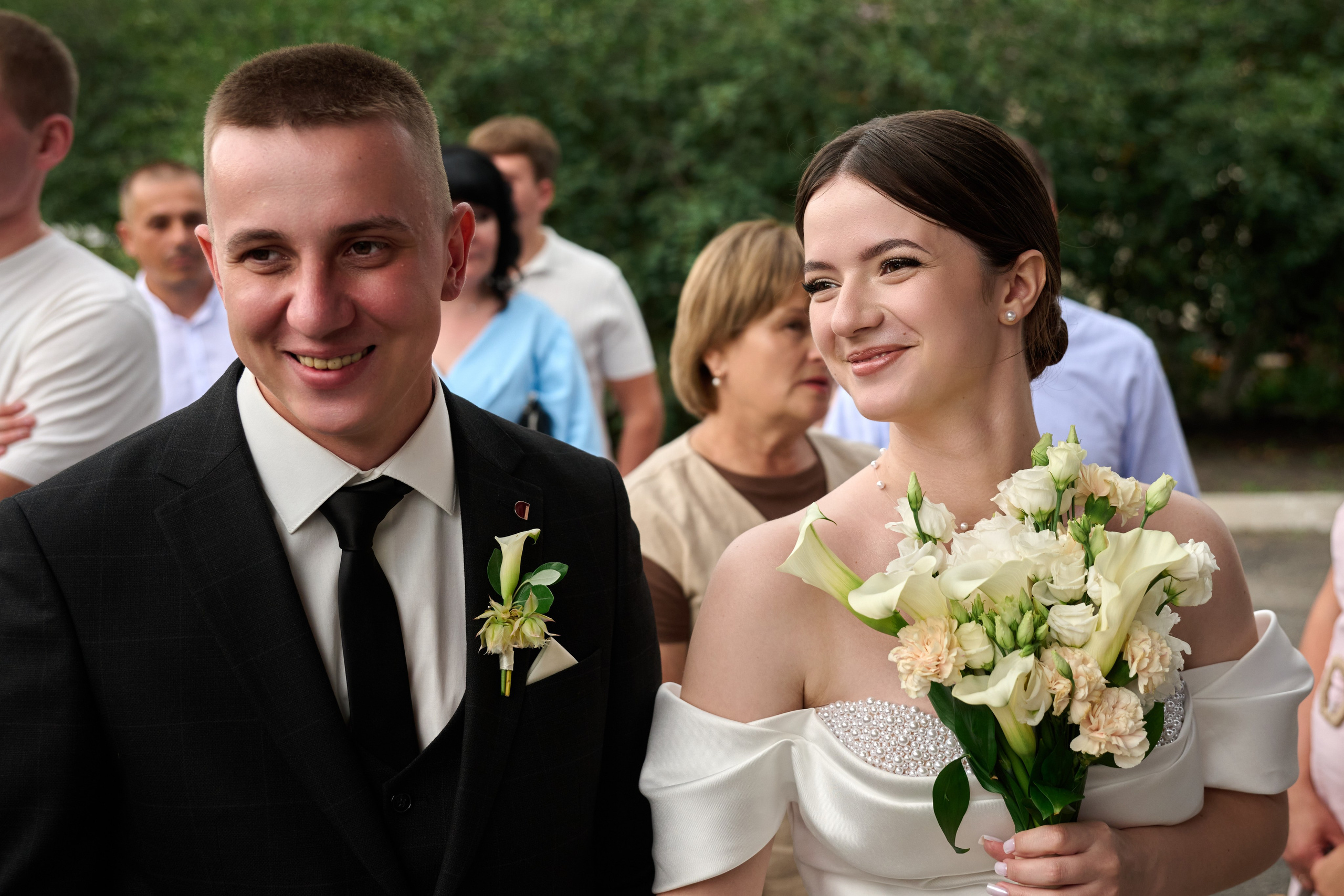 Свадебная фотосессия Никиты и Ангелины в Старом Осколе. Профессиональный фотограф Старый Оскол, Губкин — свадьба, венчание, крещение, юбилей и день рождения