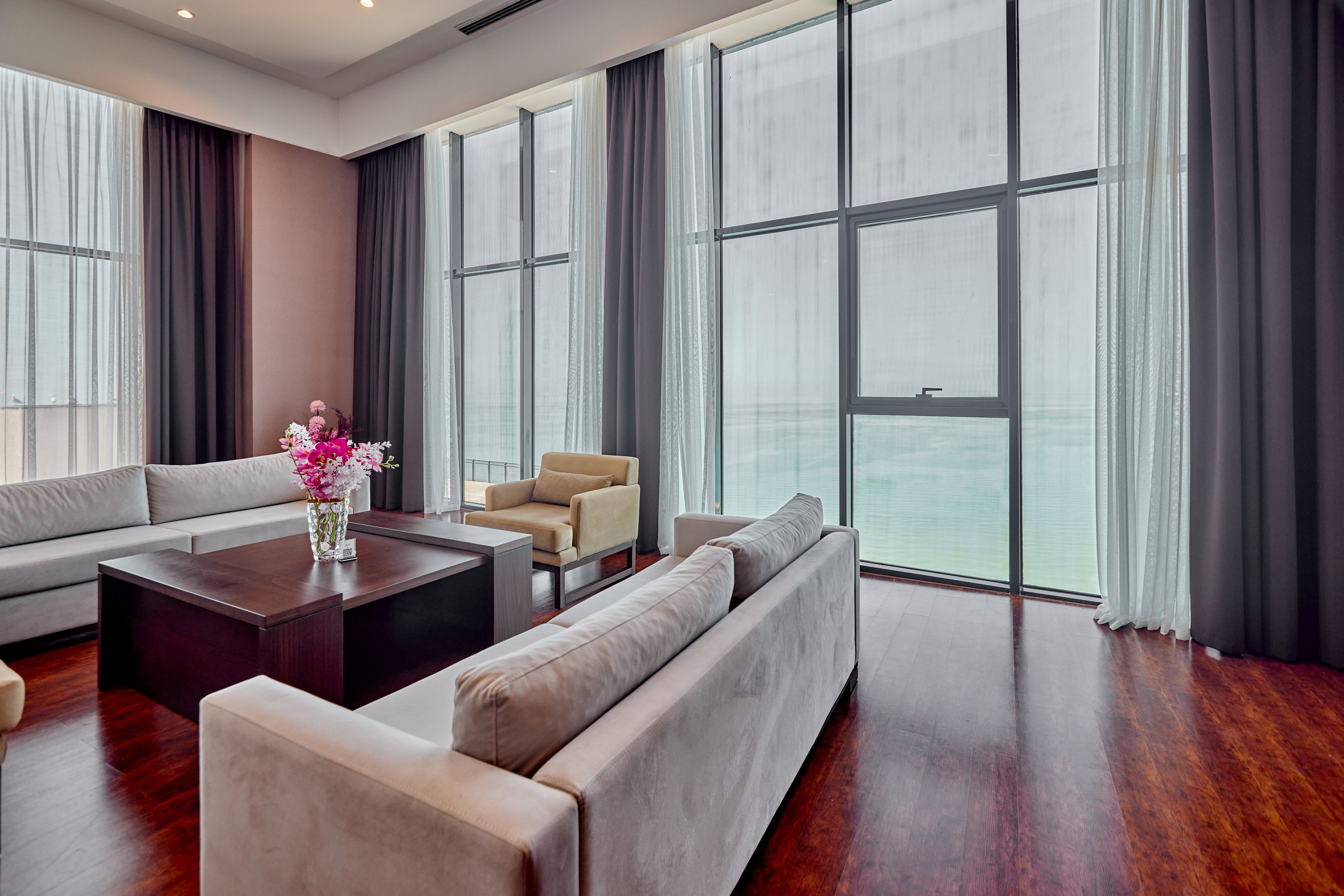 LEGEND BATUMI. Режиссёр, клипмейкер, фотограф — Андрей Охота