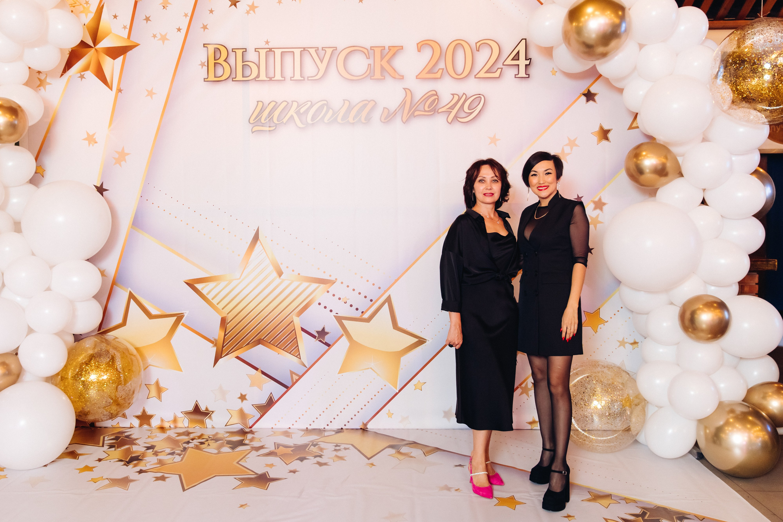 Выпускной вечер. 49 школа. Баран на корове. Свадебный и семейный фотограф в Улан-Удэ