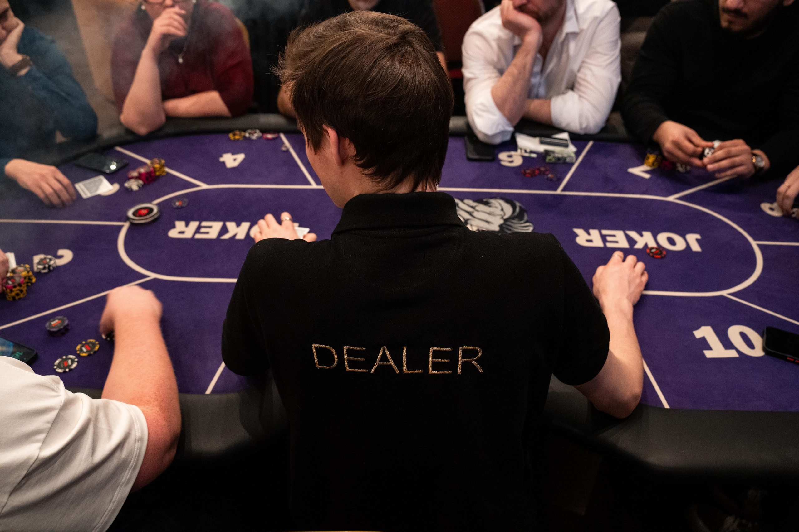 Joker Poker Club 01.03.2026. Коммерческий и художественный фотограф и видеограф в Москве Арсений Тургенев