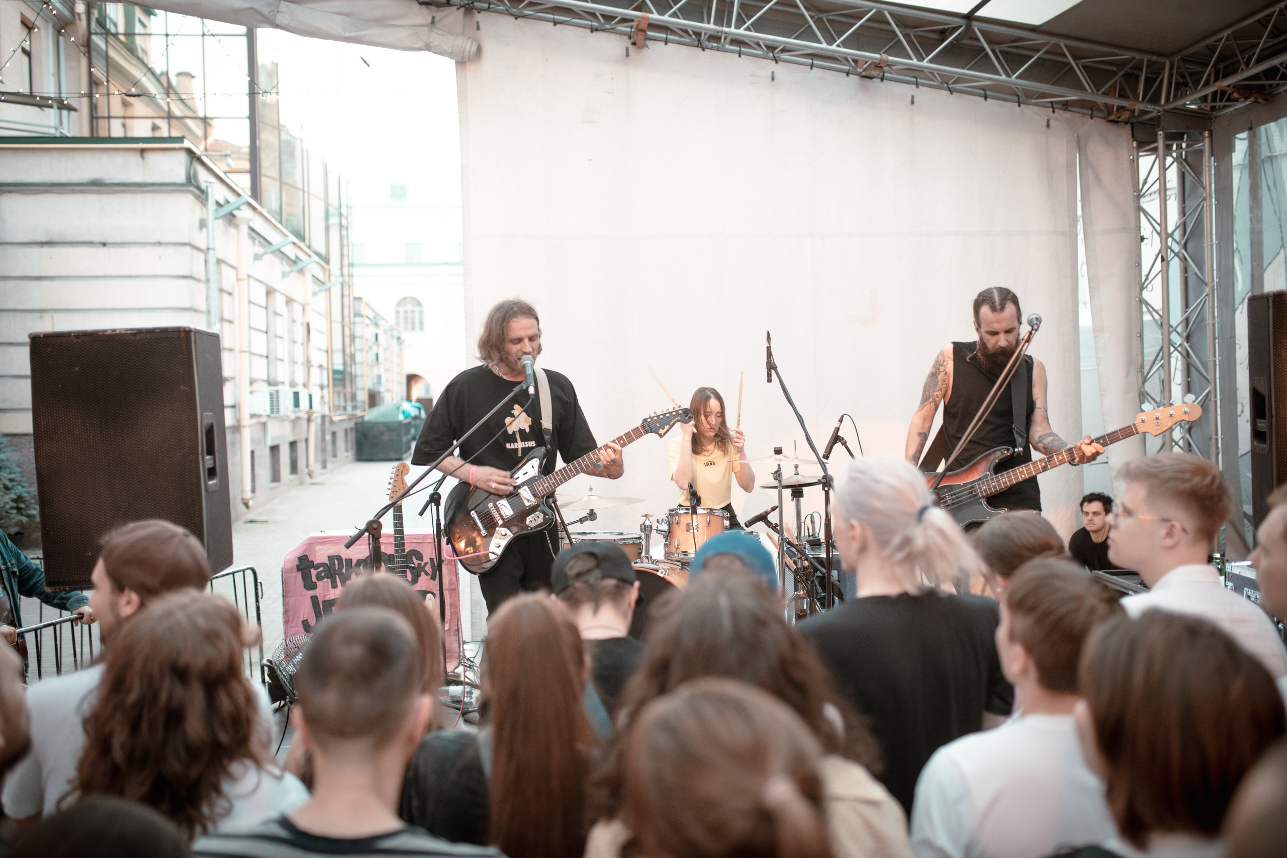 ДЖИНСЫ ТАРКОВСКОГО. Фотограф Елена Богачева (lenalena_na_na_na)