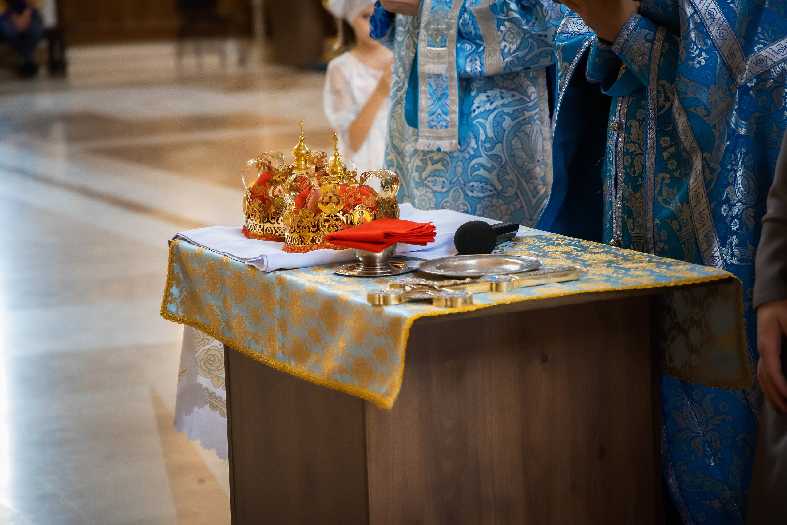 В Храме. Семейный и Свадебный фотограф в Астане Александр Астапов