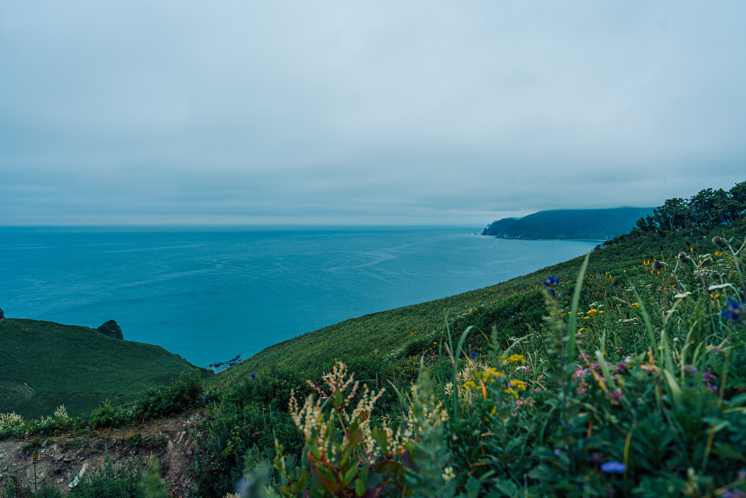 Мыс Четырех Скал. Иван Зайцев (IZIART) — создание культурного кода через фото и видео