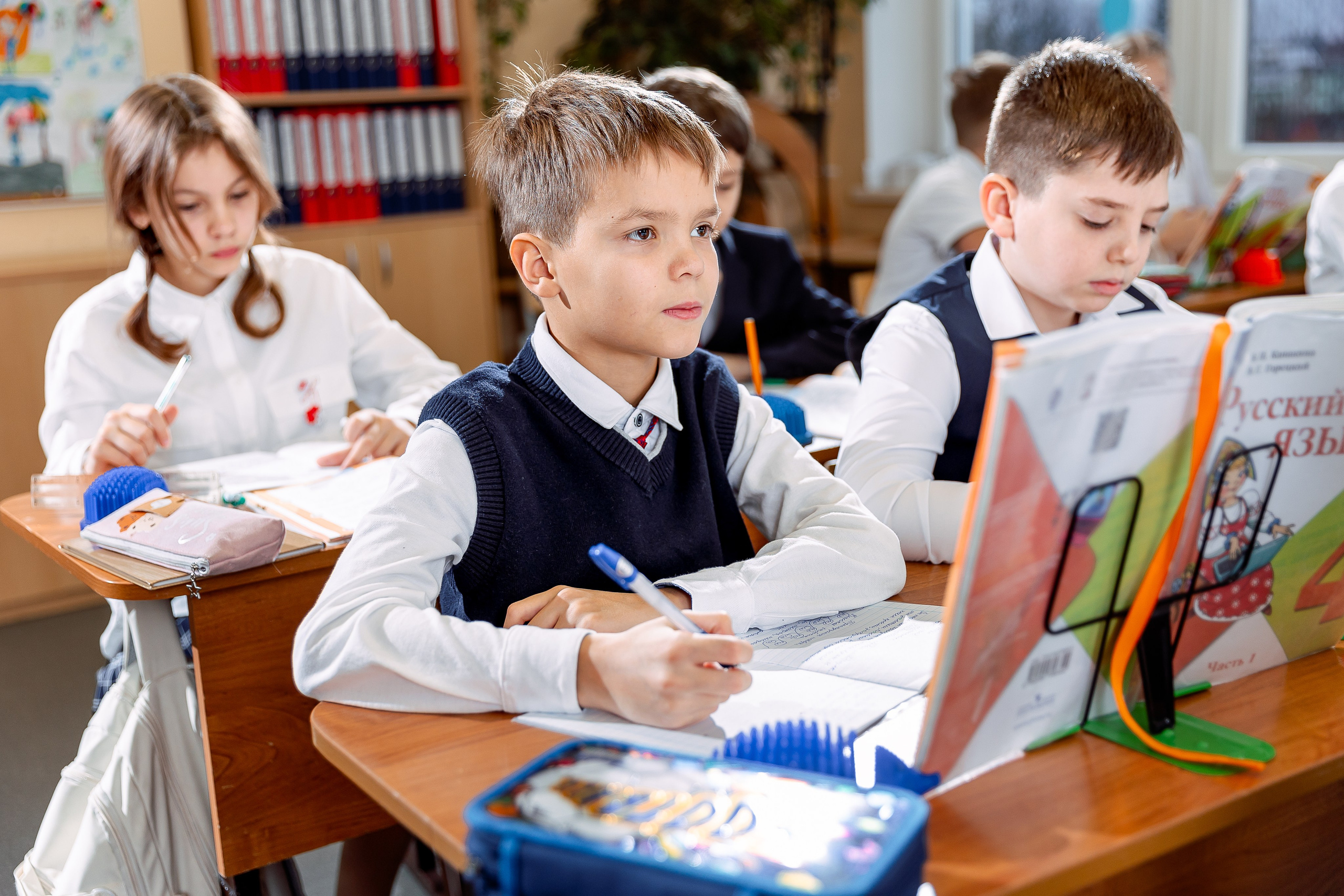 Репортаж на уроках. Семейный и детский фотограф Комина Елена, Власиха, Одинцово