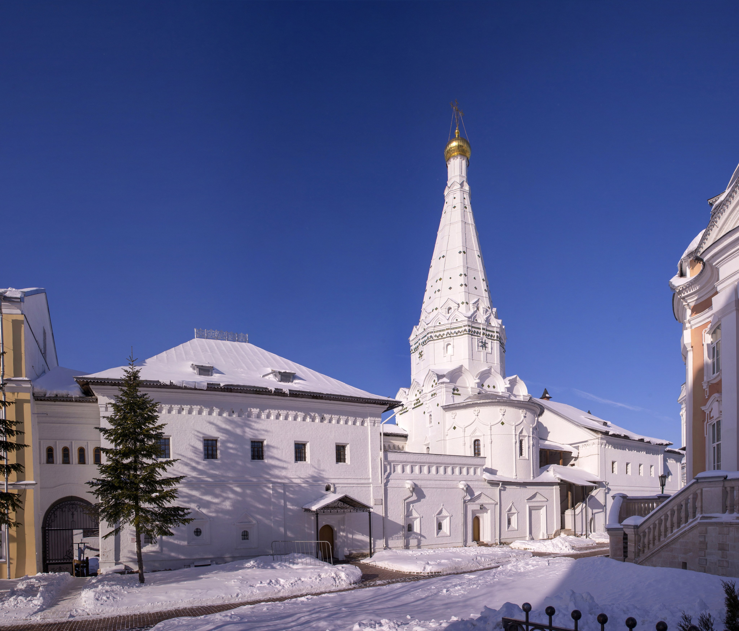 Сергиев Посад. Февраль 2023. Игорь Жучков. Россия увиденная глазами путешествующего фотографа