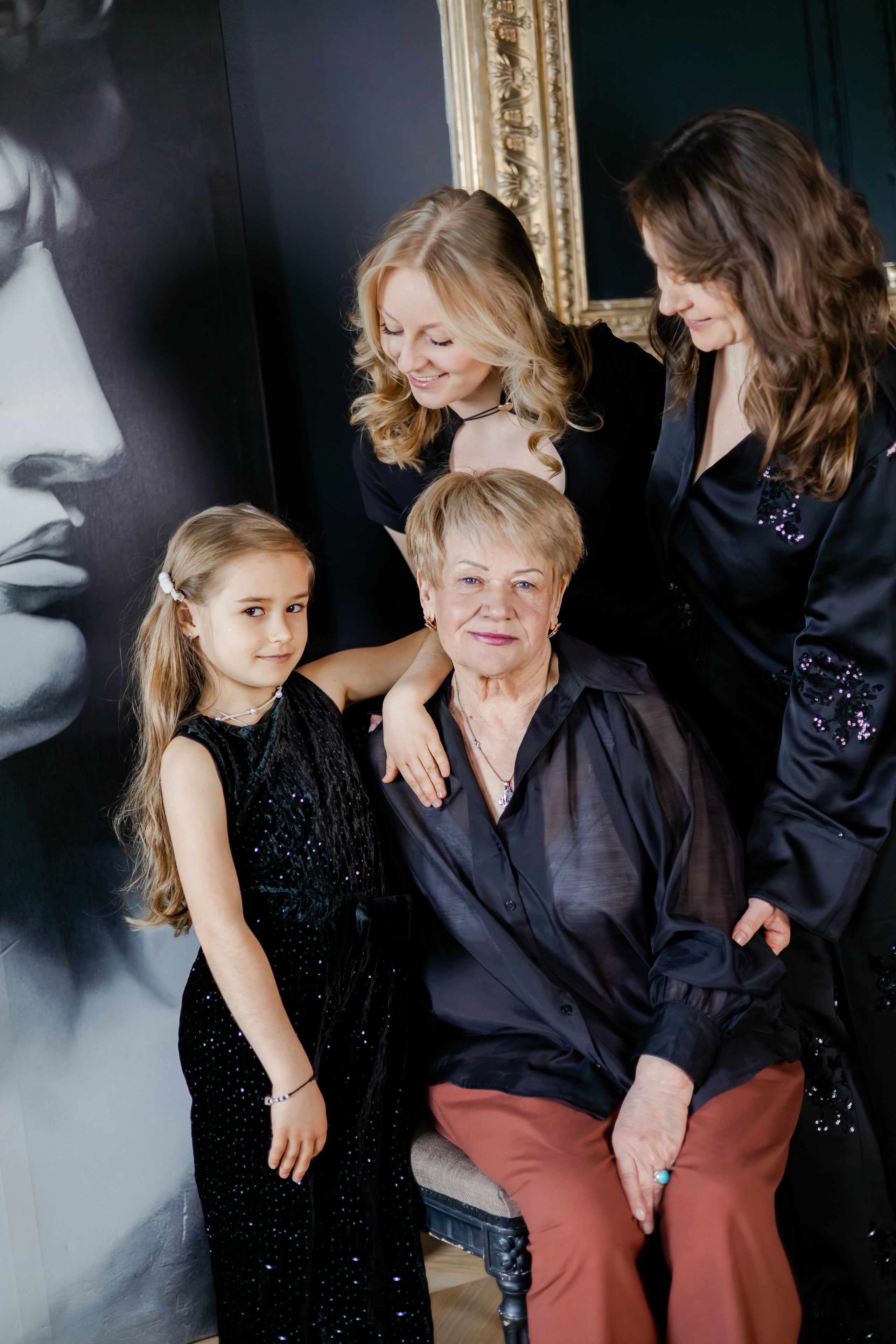 Семьи — 3 поколения женщин. Свадебный и семейный фотограф в Санкт-Петербурге Макеева Наталья