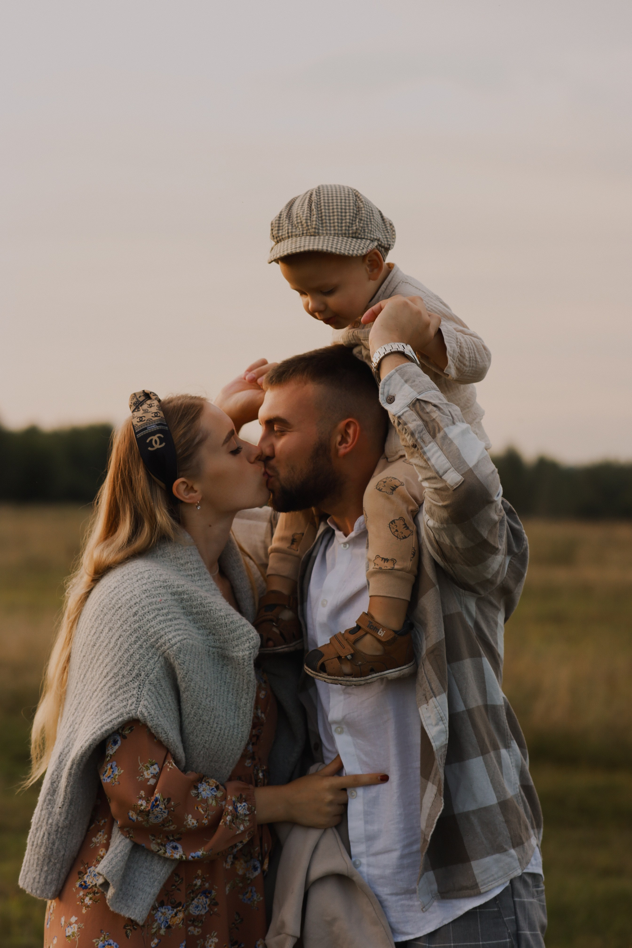 Семейная фотосессия для Максима, Оли и Павла