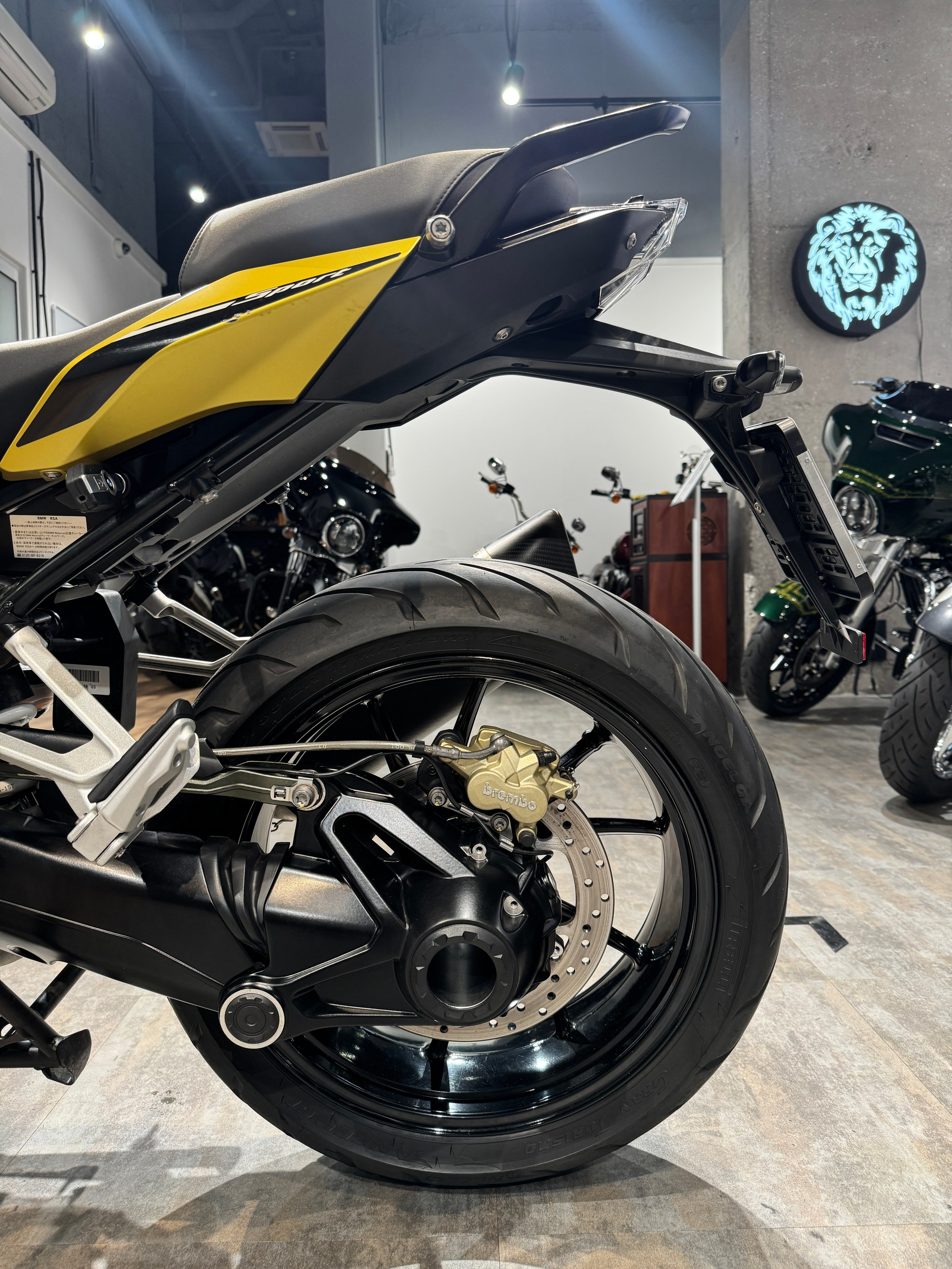 Мотоциклы 2019 R1250RS (Austin Yellow)  — купить мотоцикл. Hello Davidson, Москва. Только хорошие мотоциклы…