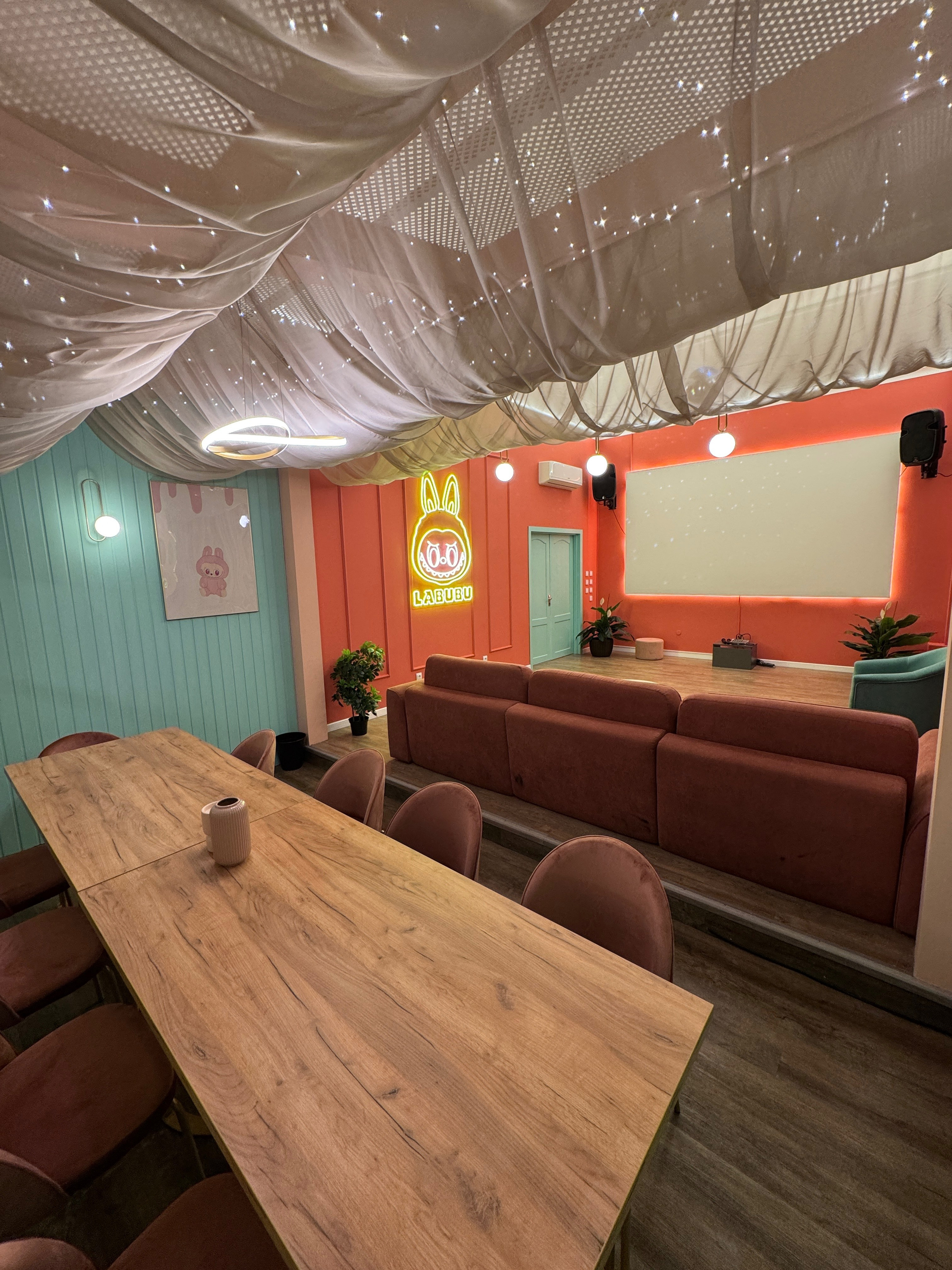 Лабубу. Аренда лофта в СПб для мероприятий