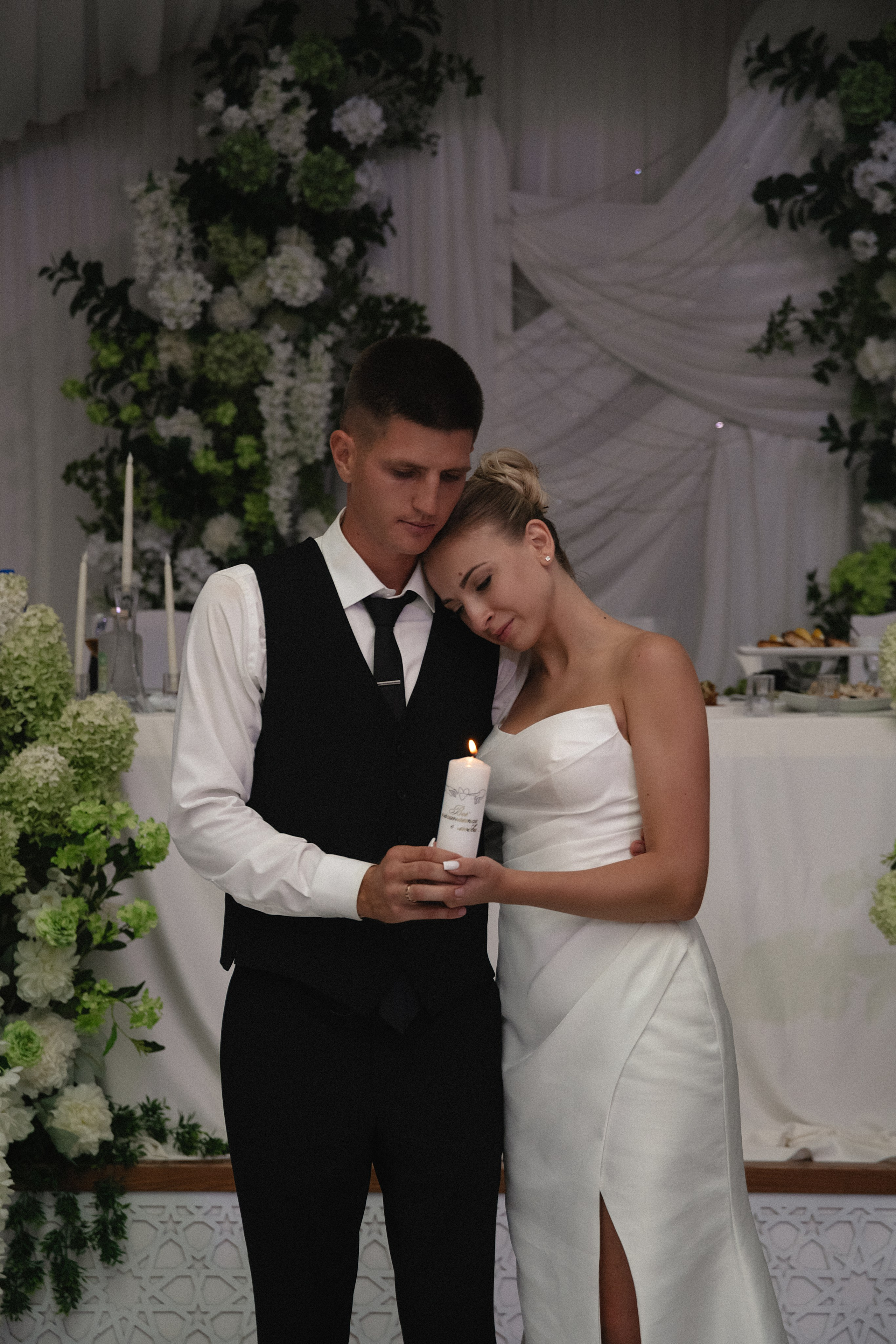 Елена & Даниил. Свадебный фотограф в Симферополе и Крыму