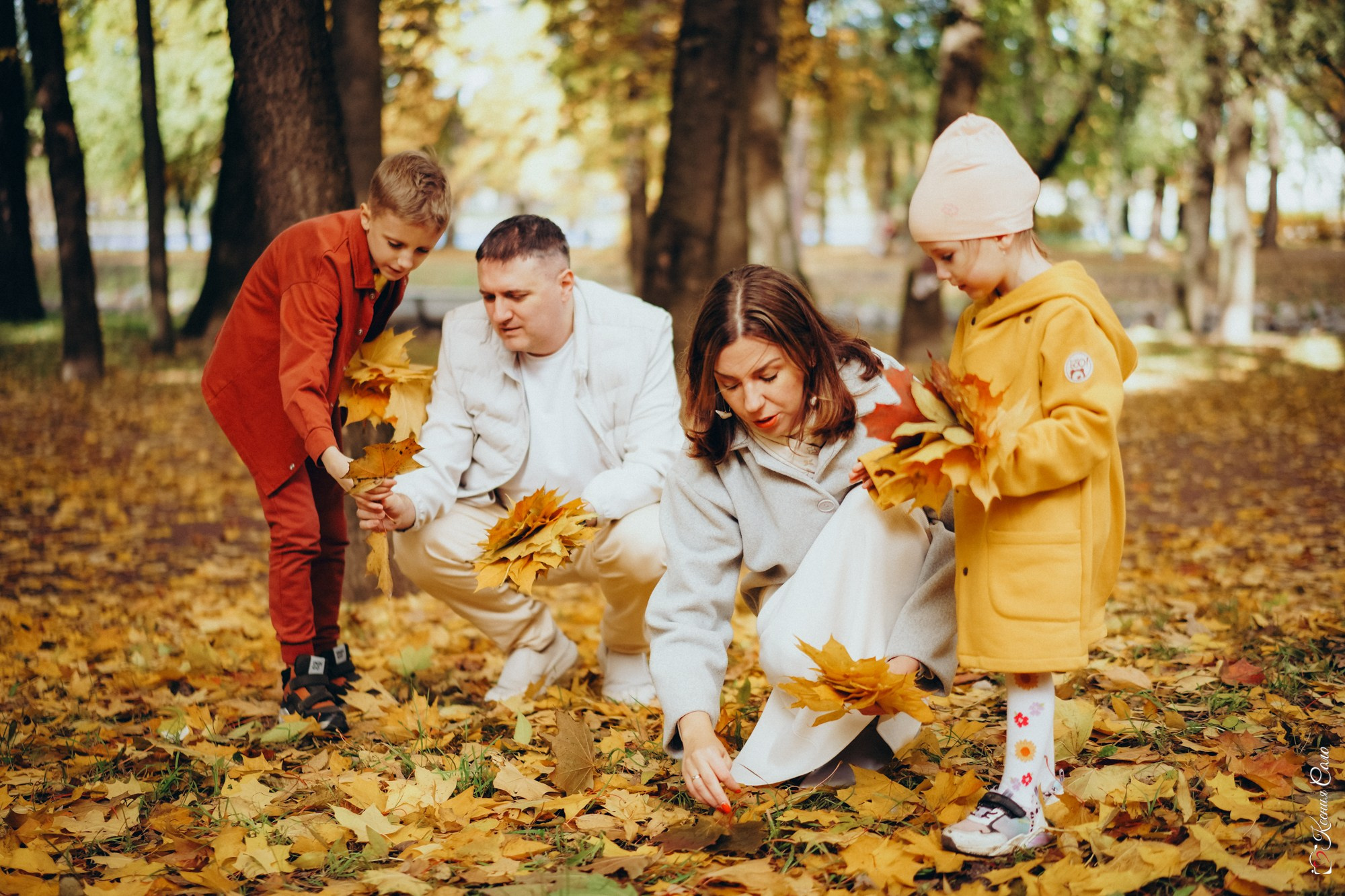 Семейная фотопрогулка Натальи и Дмитрия. Фотограф Ксения Соло