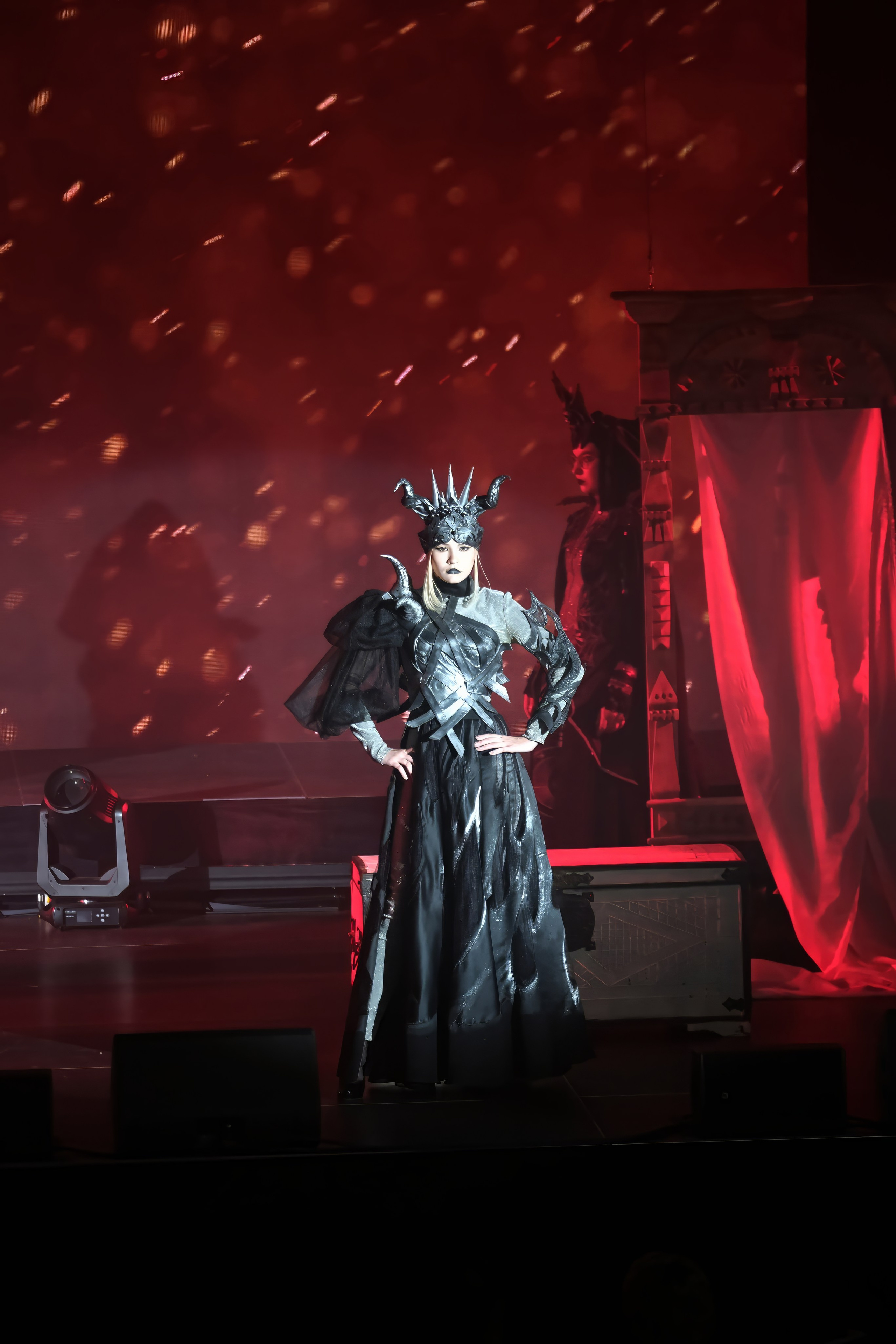 Подиумный спектакль «Стиль Надежды». Добро пожаловать в студию «Цифровой скульптор»  где искусство встречается с технологиями!