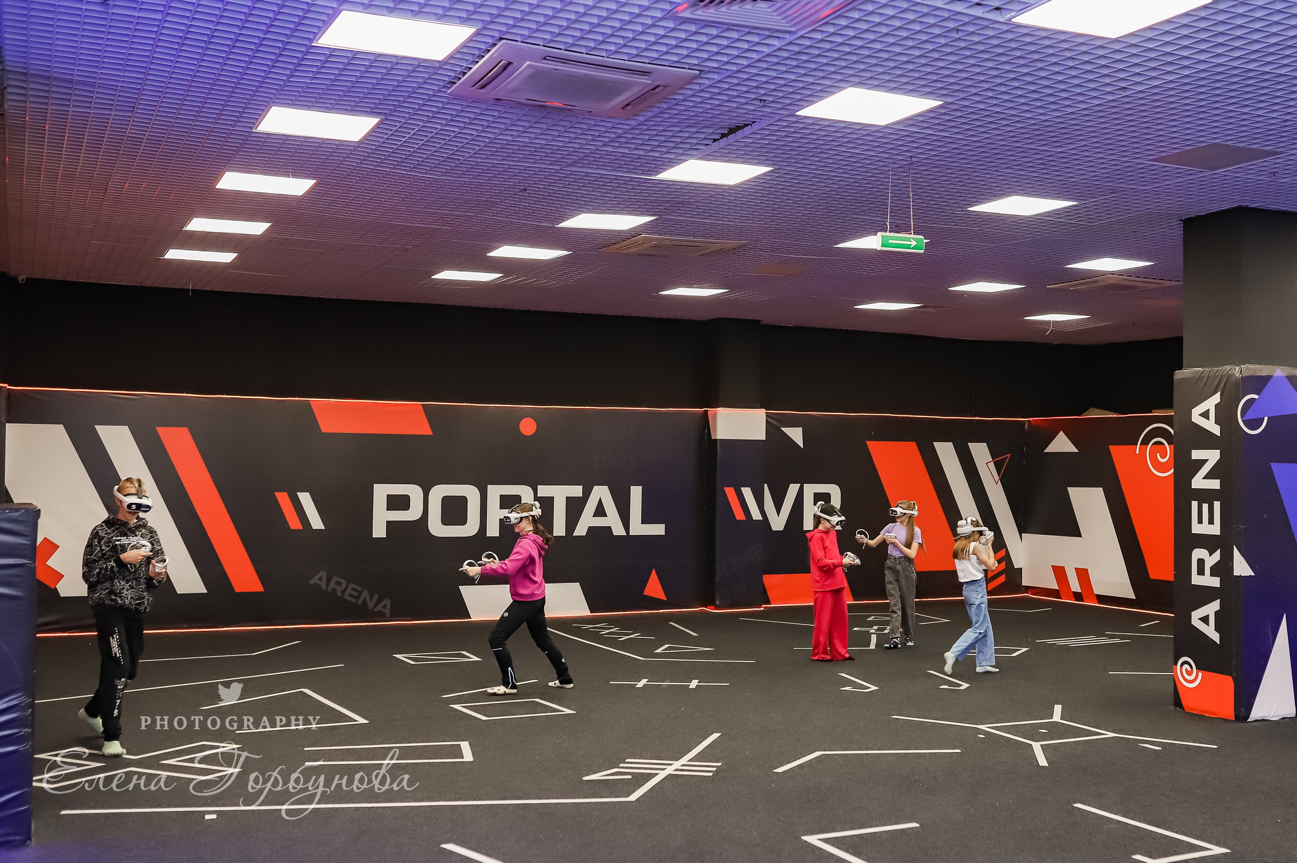 Репортаж в виртуальной реальности. Май 2024. Фотограф Пермь. Свадьбы. Семья и дети, школа, д. сад. Фотокниги