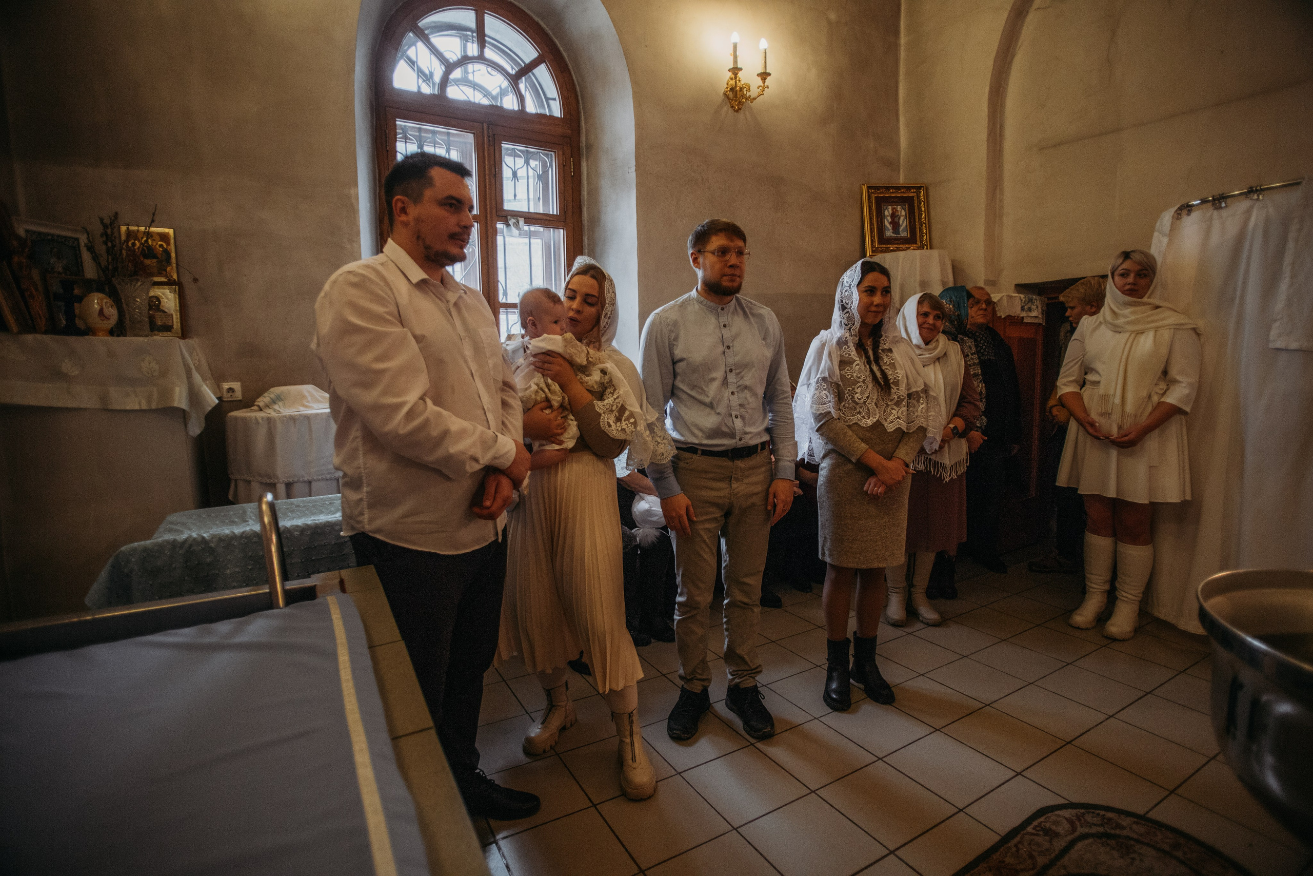 Крещение Аглаи. Венера Гайн. Репортажный фотограф  Тюмень. Обучение фотографии с 0