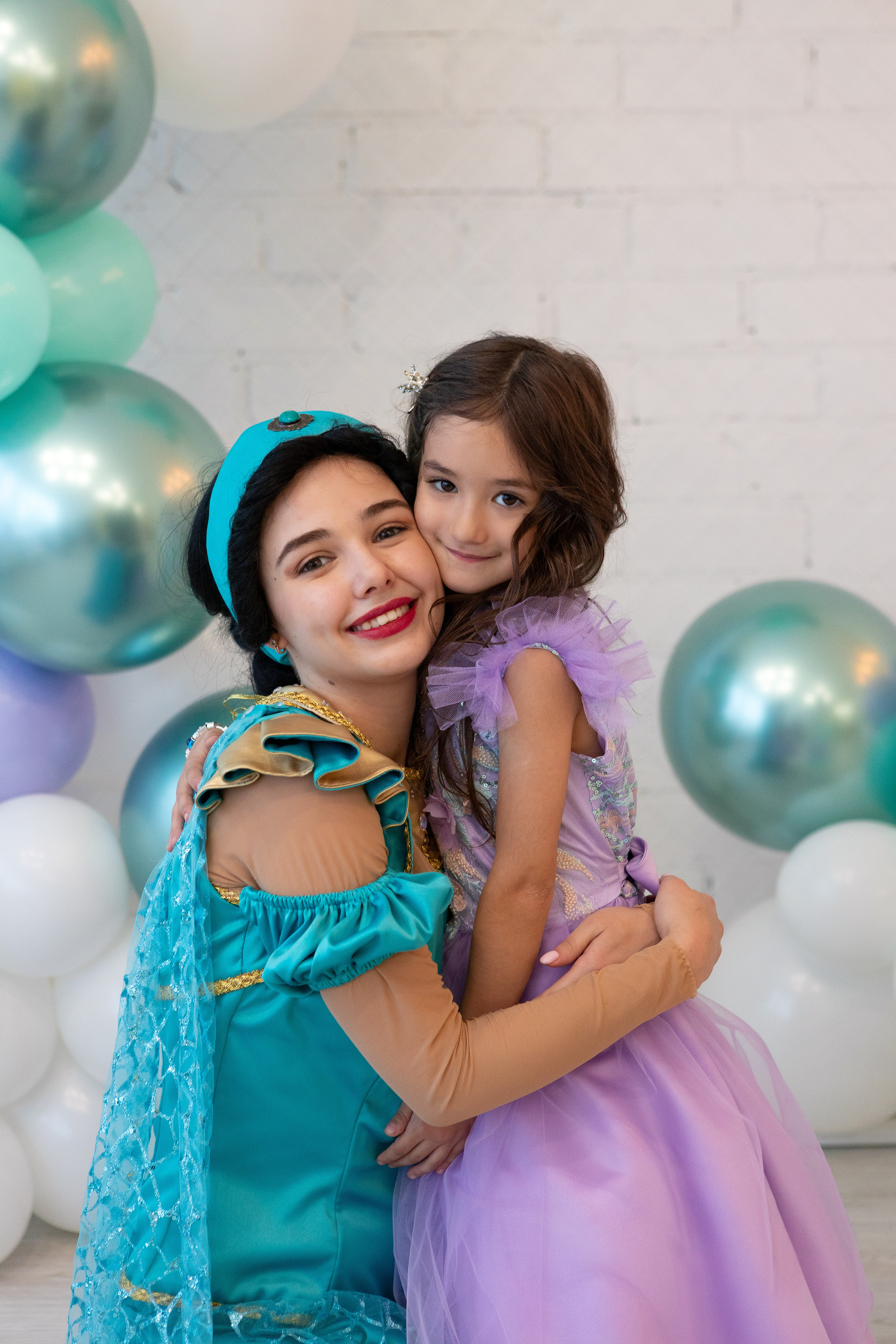 День рождения Амиры. Главная