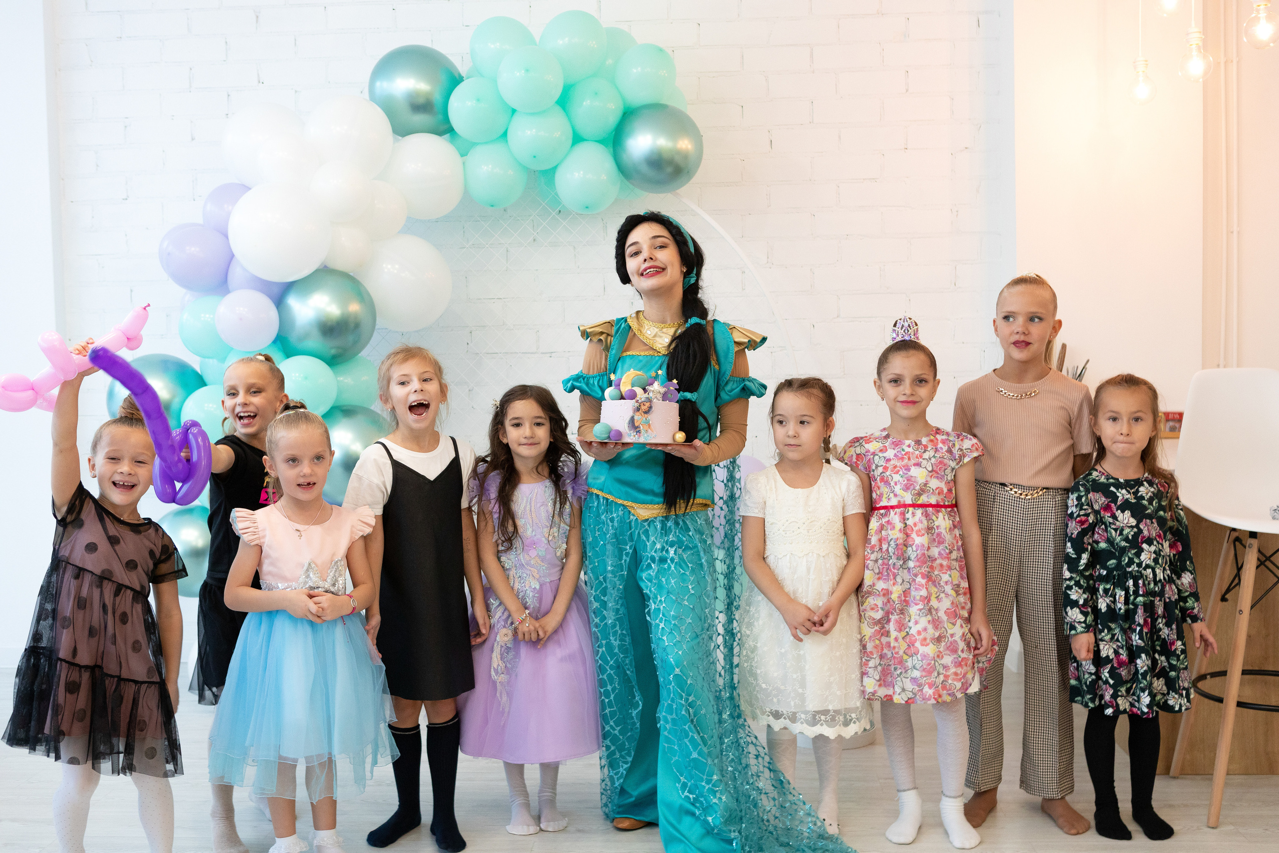 День рождения Амиры. Главная