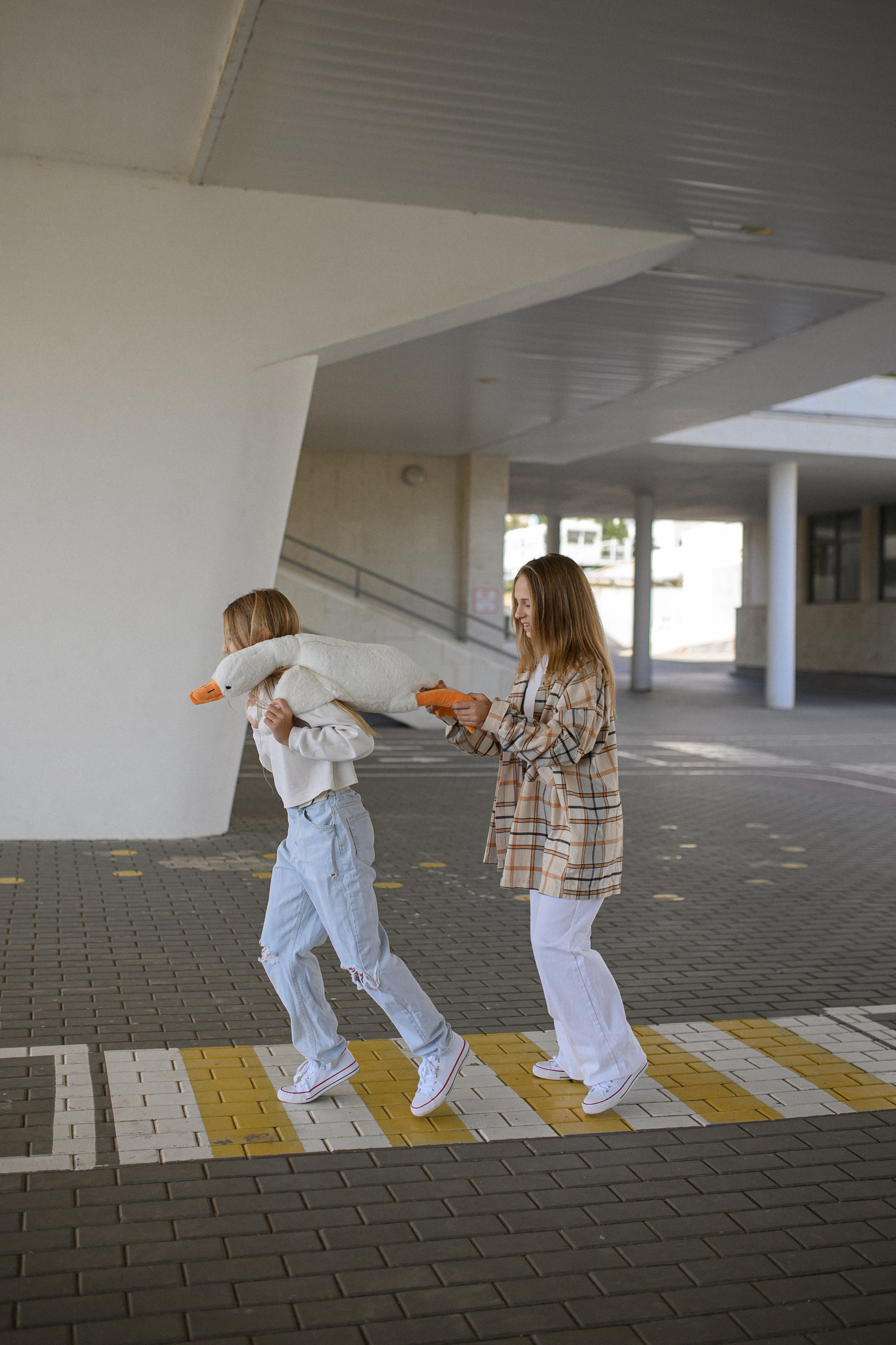 Марина и девочки. Www.ostermiller.ru