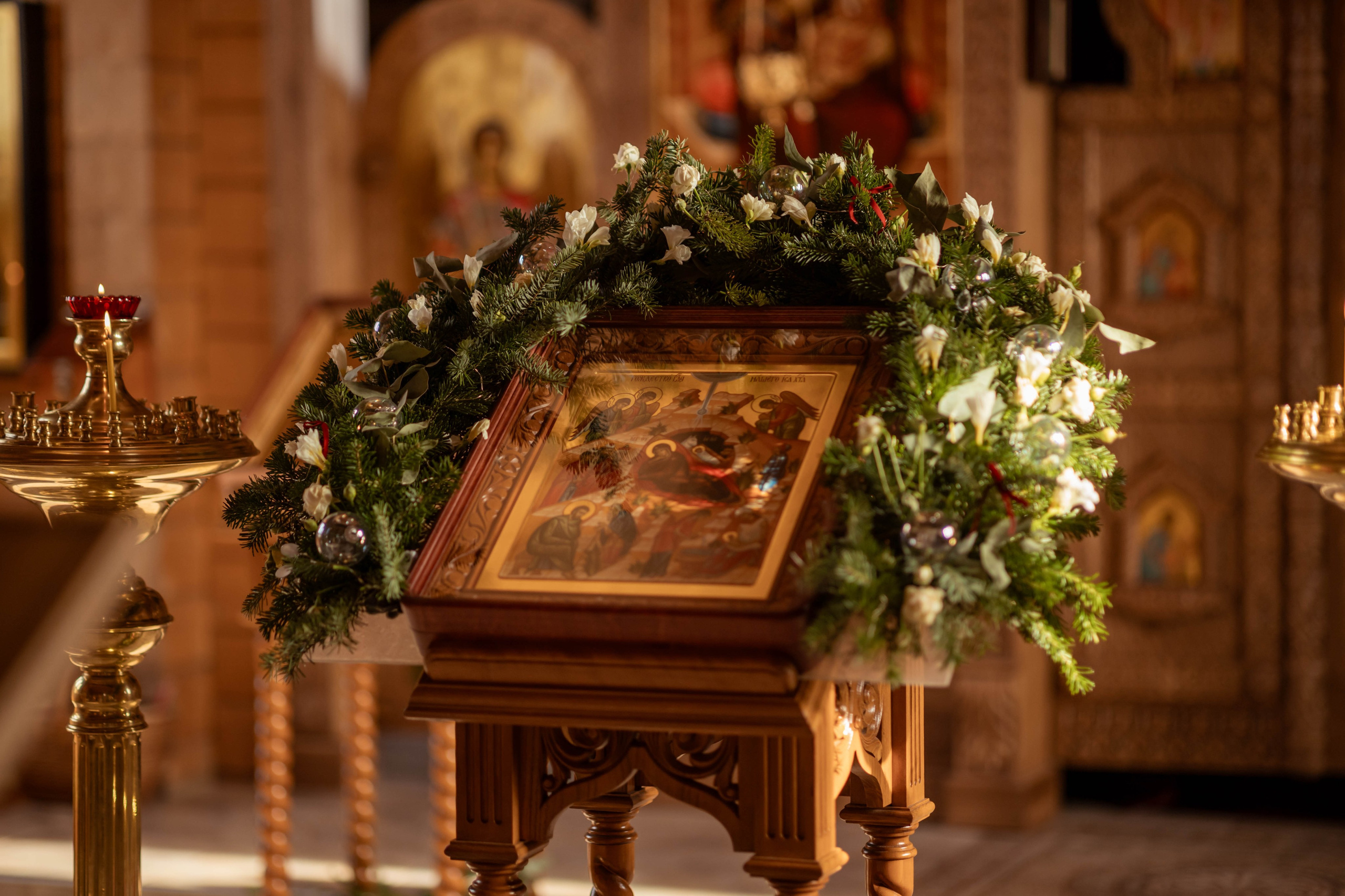 Крещение в Пантелеимоновском храме в городе Батайск. Олеся Семейская свадебный и семейный фотограф в Ростове-на-Дону