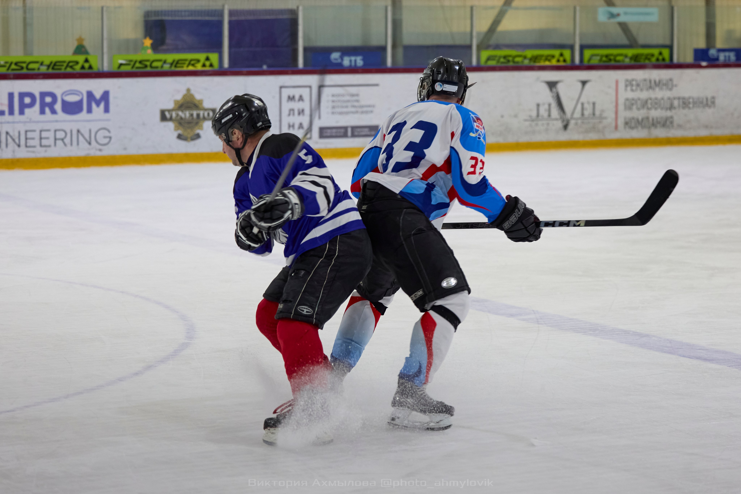 27.04.2025 Северная хоккейная лига. Финал Play-off дивизион Рыцарь. Виктория Ахмылова. Фотограф в Москве