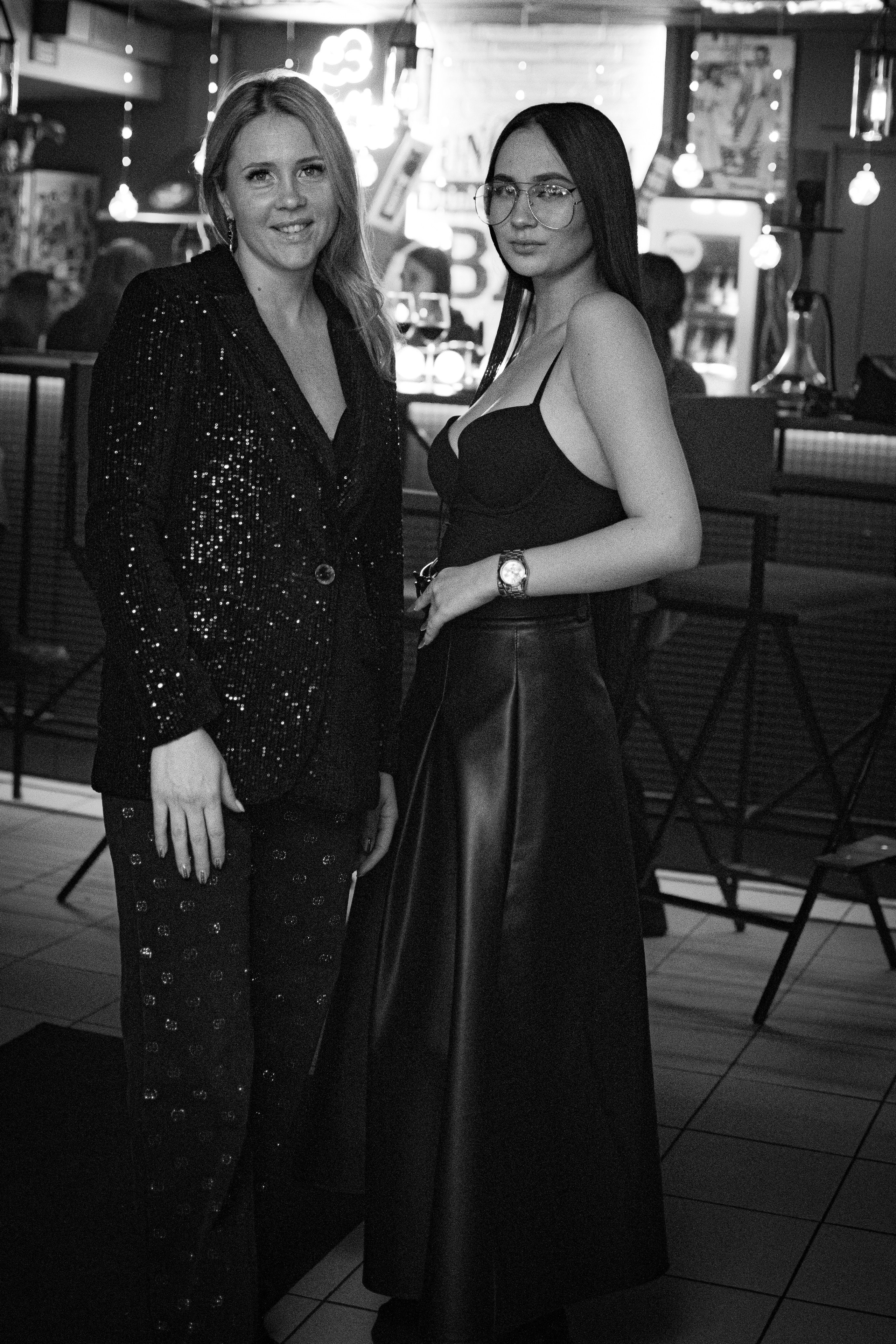 HOLLYWOOD / 6 YEARS. Photokarish