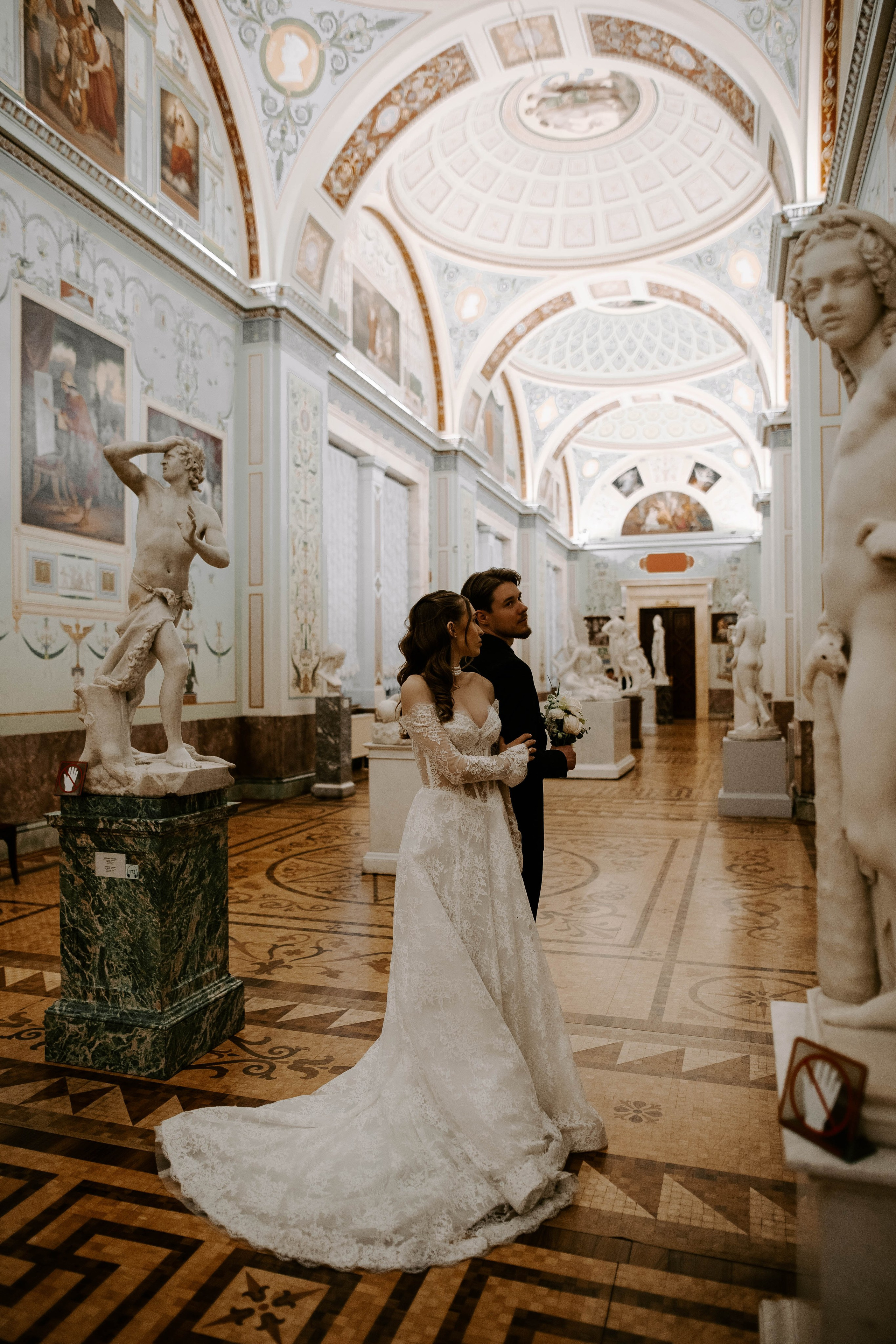 Ольга и Глеб / Эрмитаж. Фотограф Veronika Potaseva