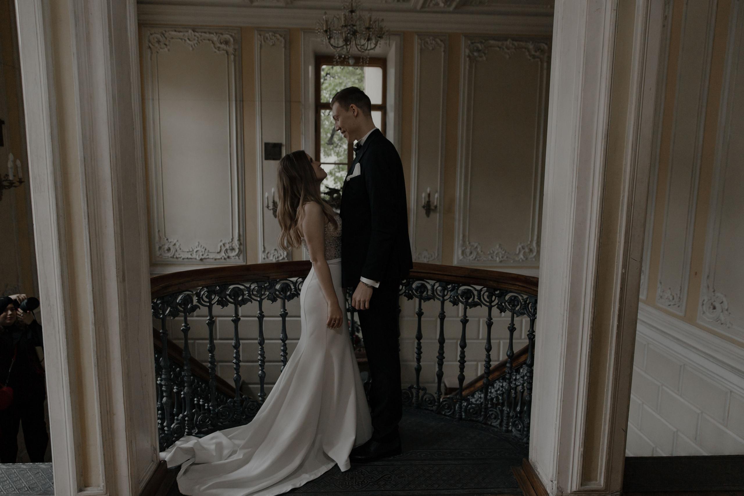 07.05.2024. RETOUCH-HOUSE