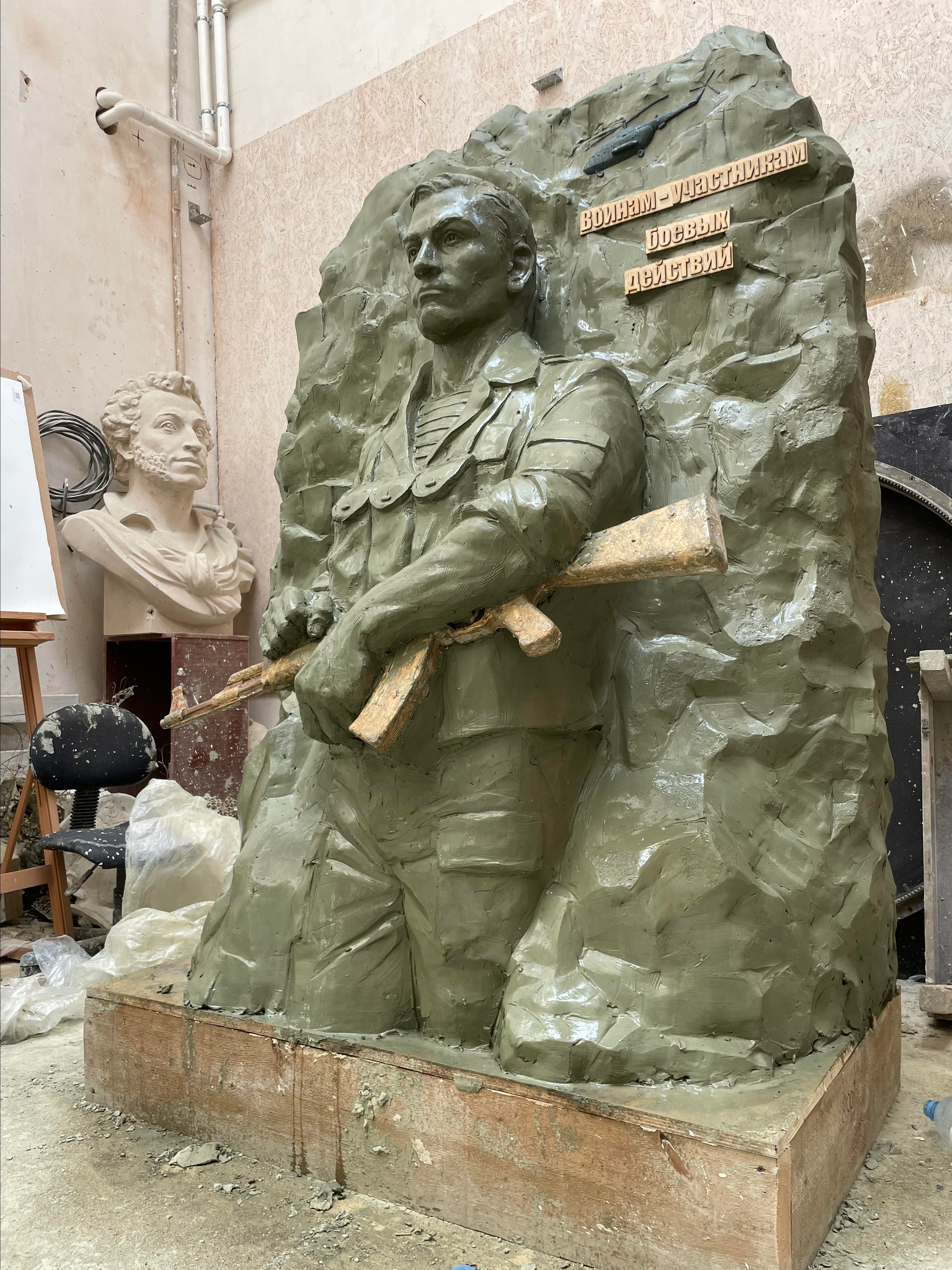 Альбом работ в мягком материале. Автор Лындин Дмитрий Васильевич. Лындин Дмитрий Васильевич — официальный сайт скульптора