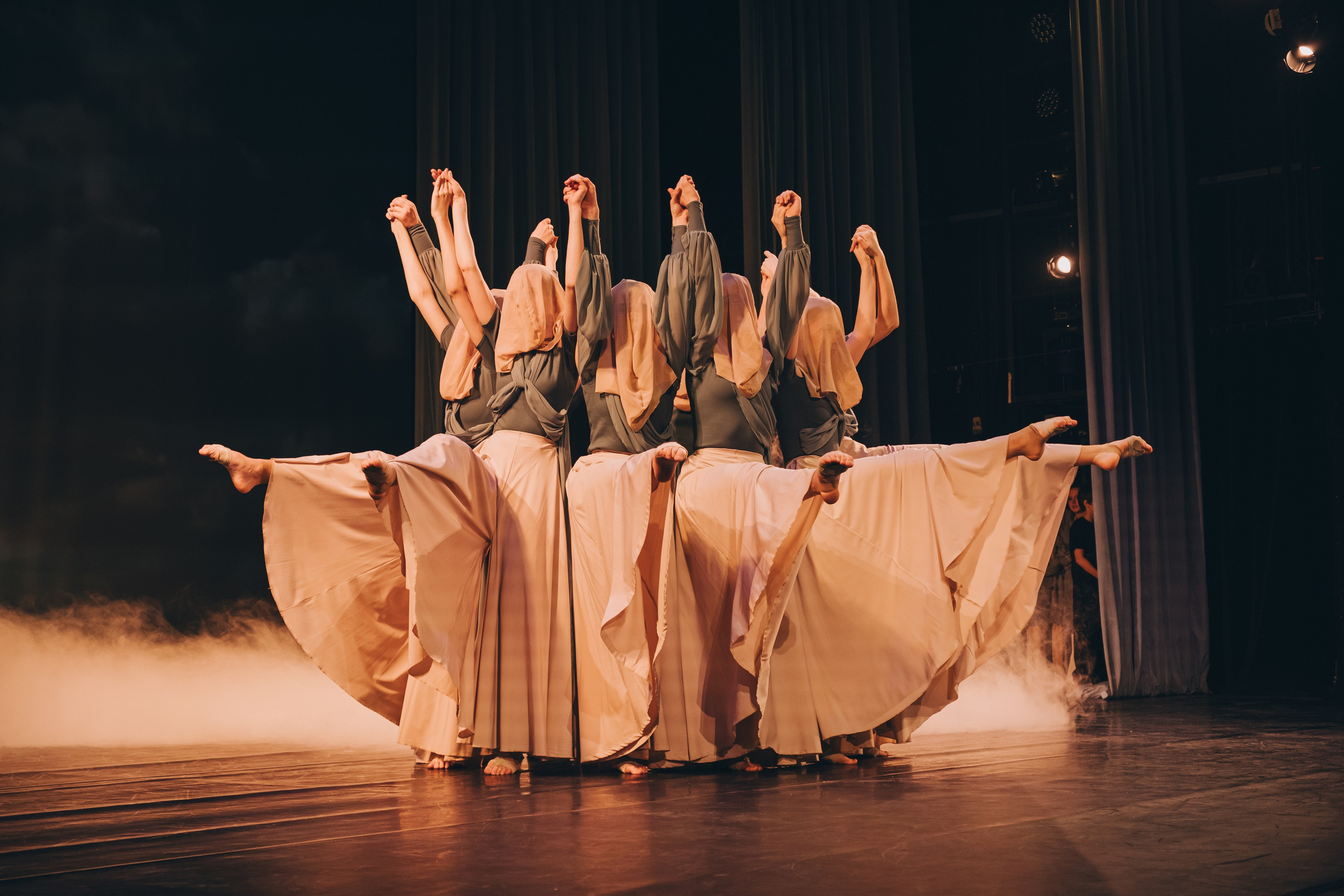 Танцевальный концерт. Фотограф в Иркутске Анна Мирошникова