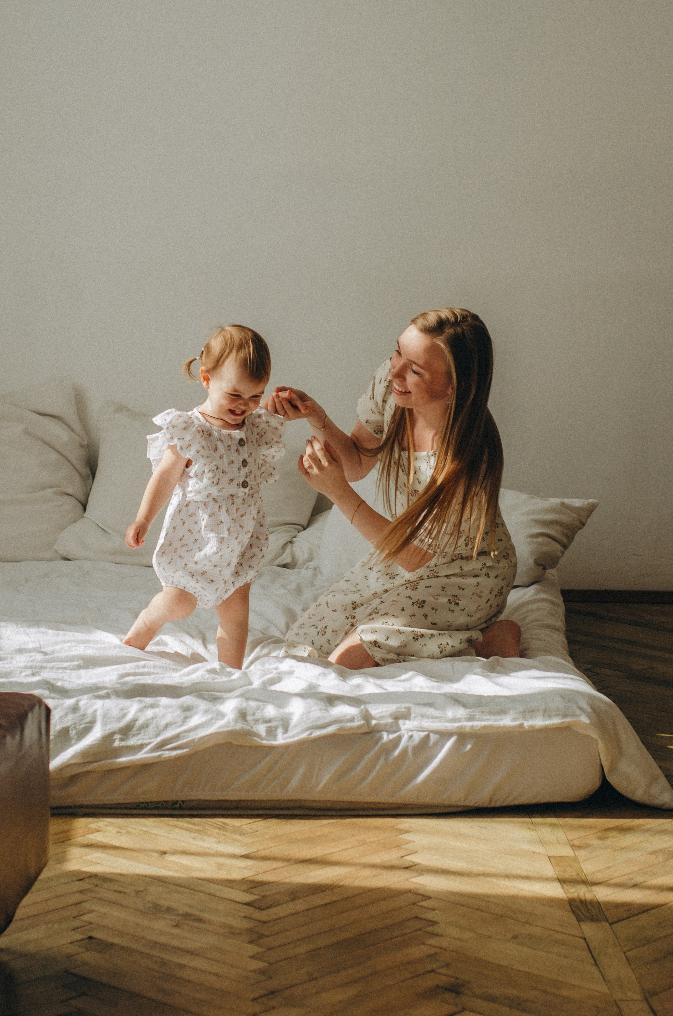 Ксюша и маленькая Маша, студия. Семейный фотограф в Барнауле Ирина Ястребова