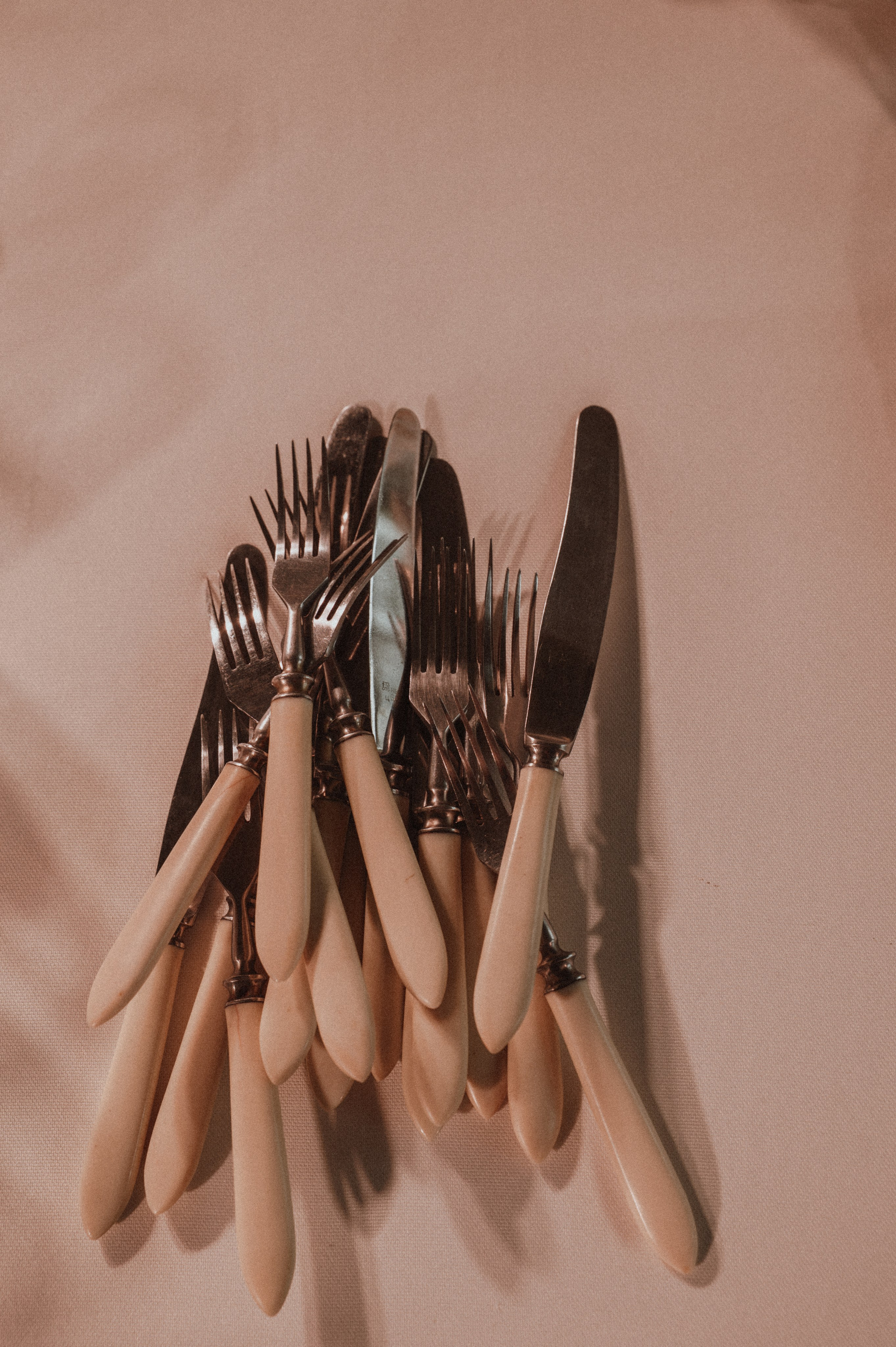 Цветы на подоконнике. Свадебный фотограф в Рязани Дзюрак Елизавета