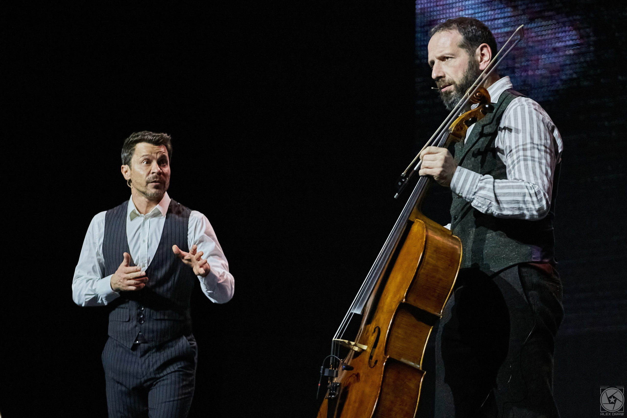 Павел Деревянко и Борис Андрианов шоу-комедия «Хулиганы». Фотограф Москва Concerts photo / Fashion photо