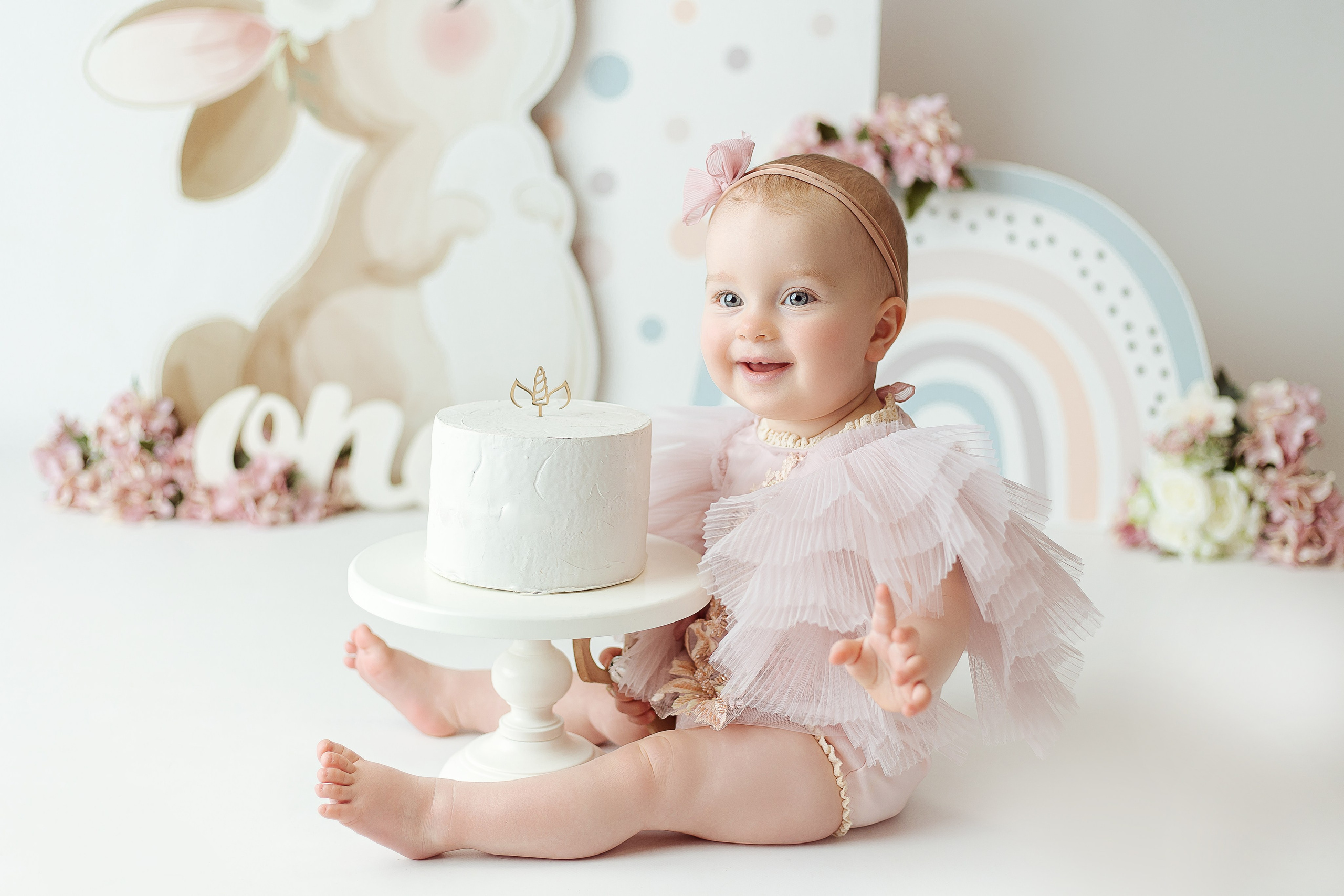 Праздничное оформление. Фотограф беременности, новорожденных Москва. годики под ключ