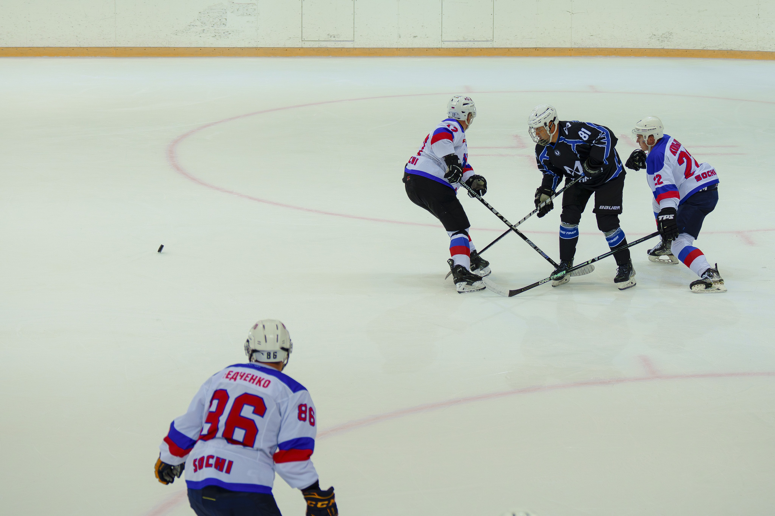 Фотосъемка хоккейных матчей в Сочи. Фотограф видеограф Геннадий Янбаев в Сочи, Краснодаре