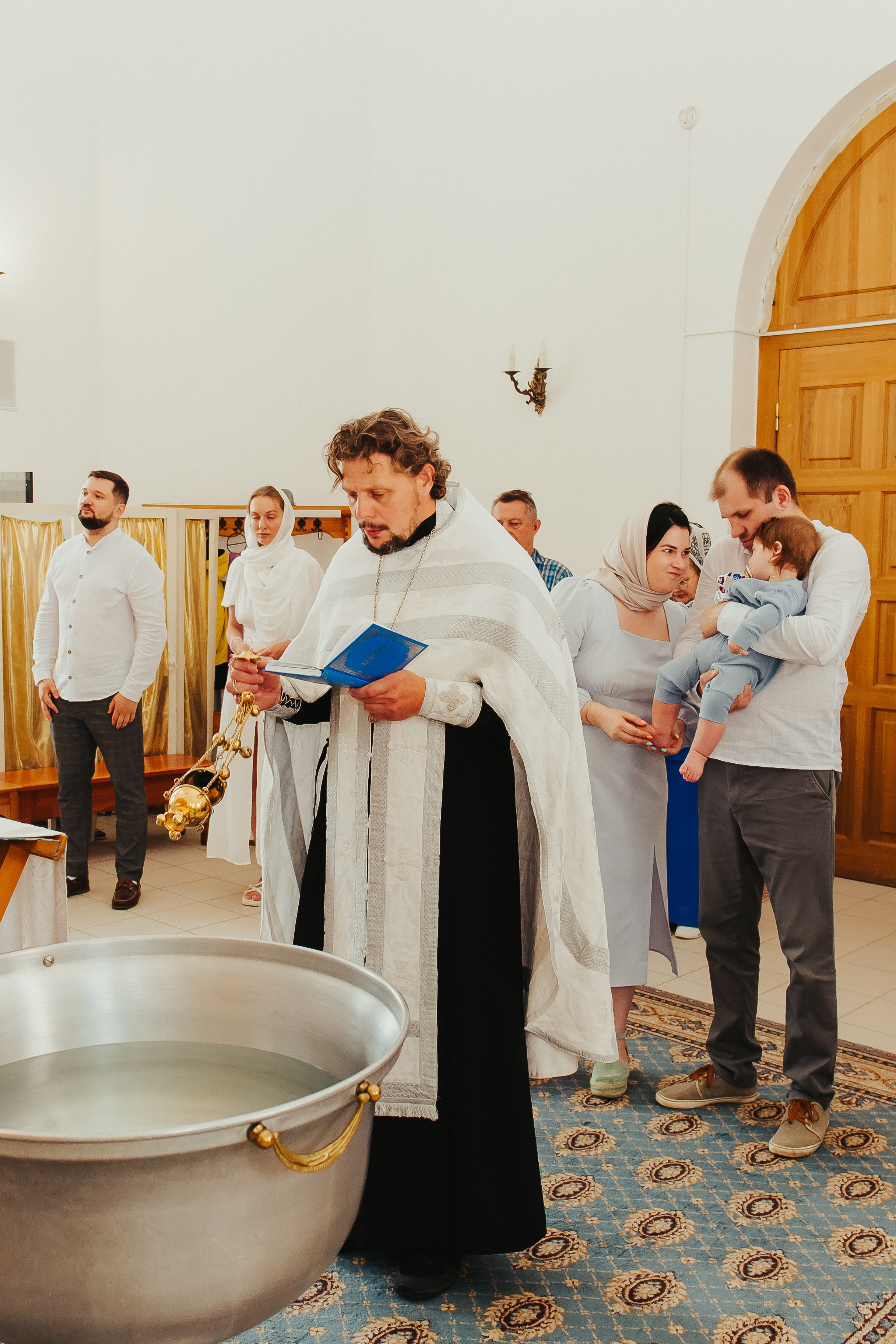 Фотосъемка Крещения ребенка. Фотограф новорожденных и детский в Сергиевом Посаде Кругликова Юлия