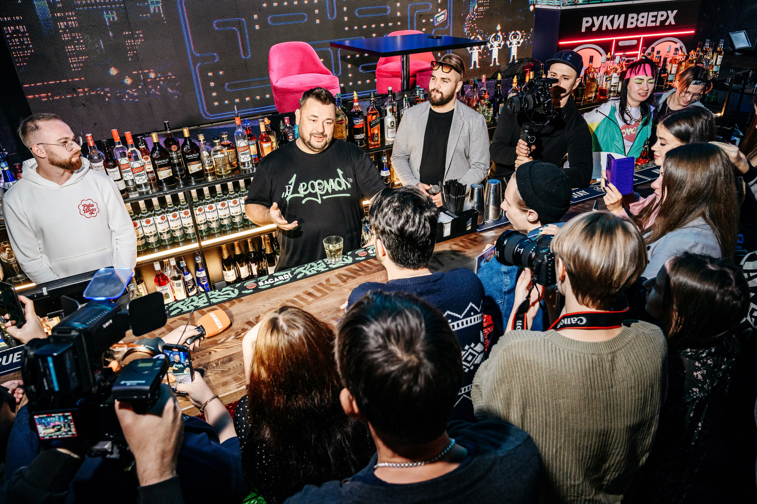 Сергей Жуков. Открытие бара «Руки вверх». Фотограф Владивосток. Игорь Кирсанов