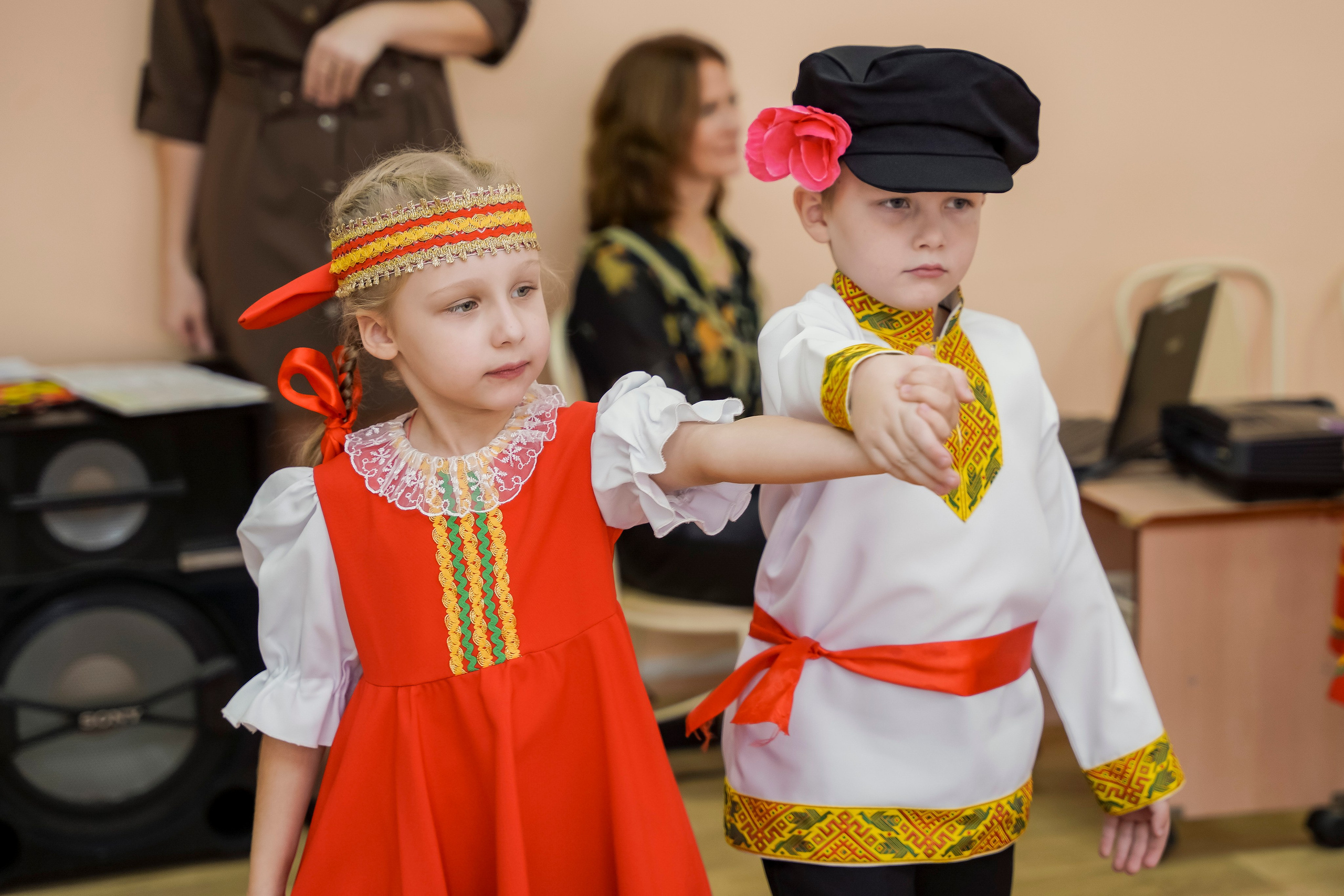 Еще осень. Геннадий Войтов — контент под любые задачи