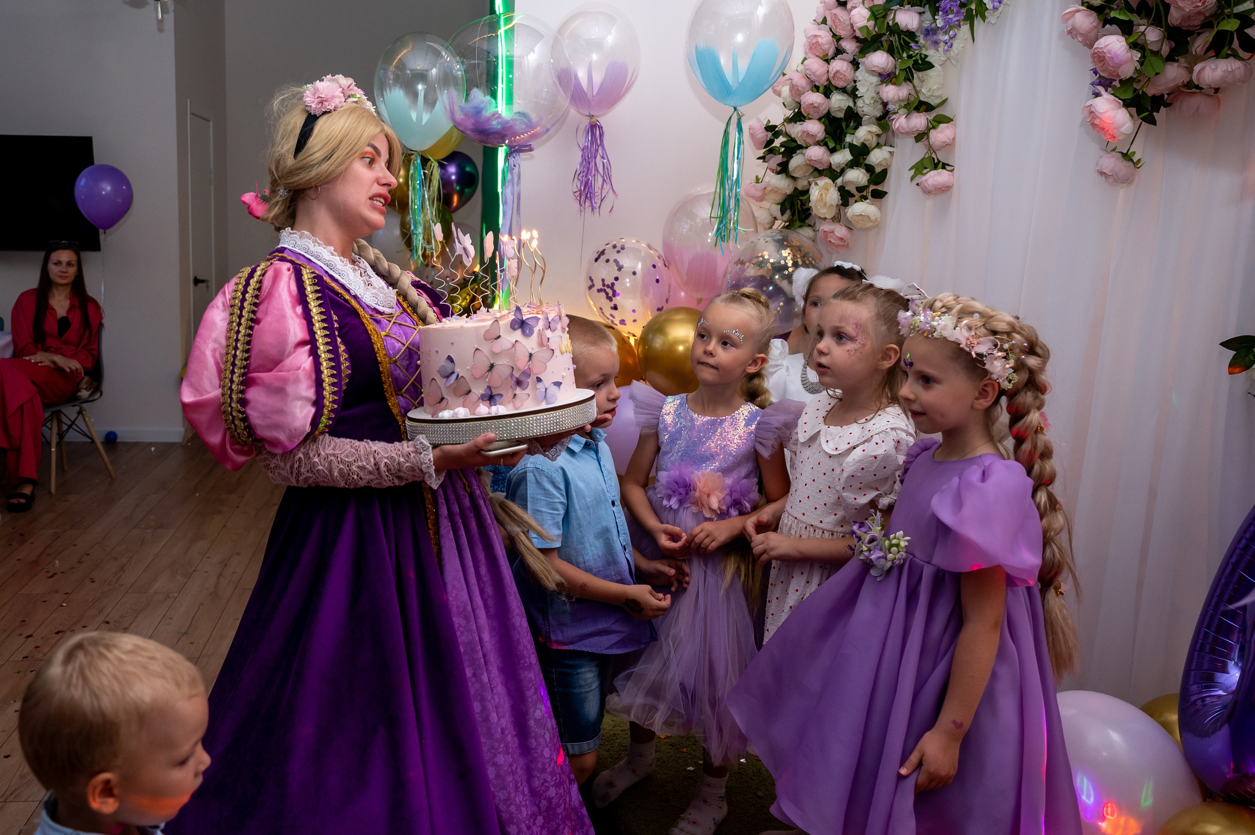 ДР в лофте с фокусником