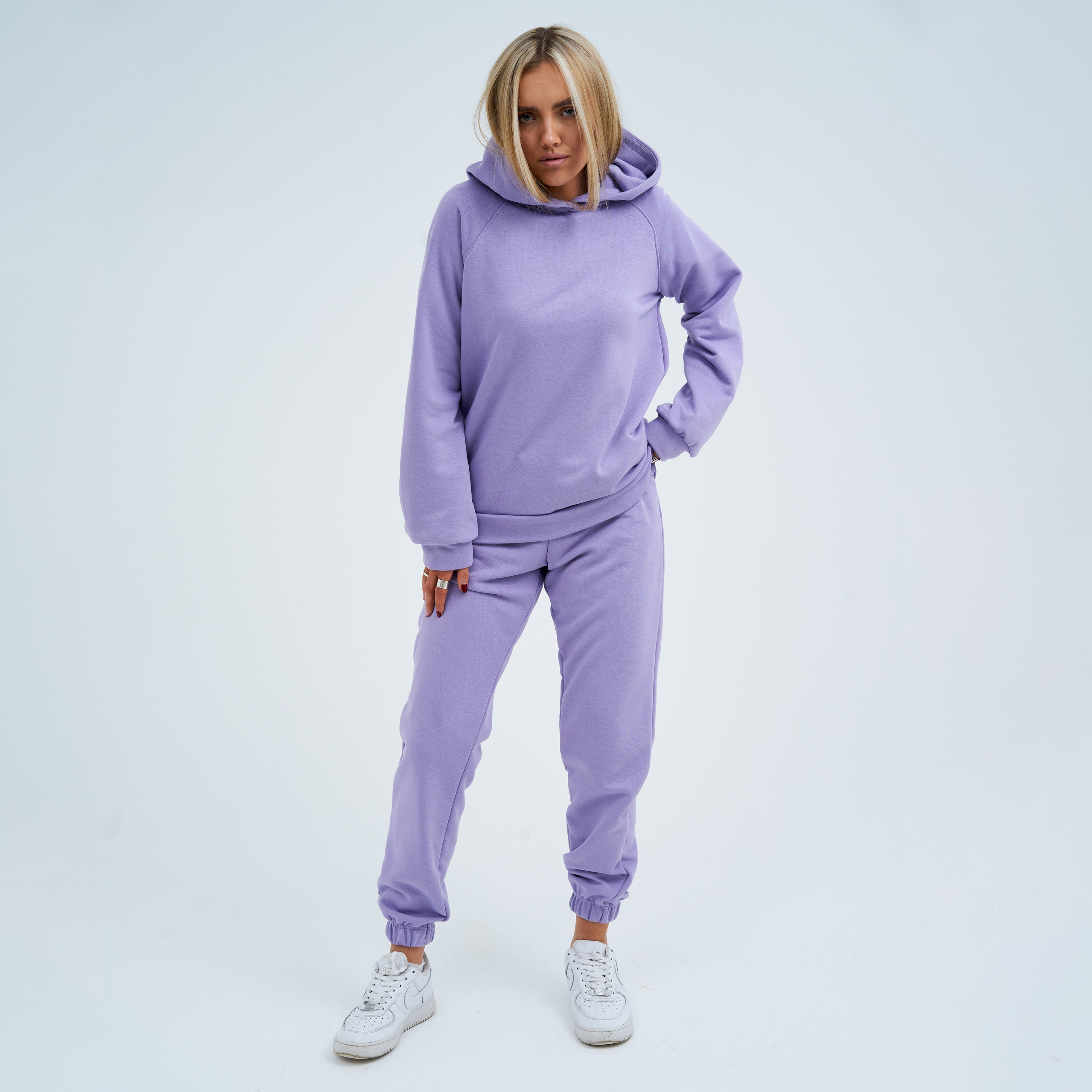 Съемка для рекламы одежды на маркетплейсах. Фотограф Екатеринбург Кокшарова Александра