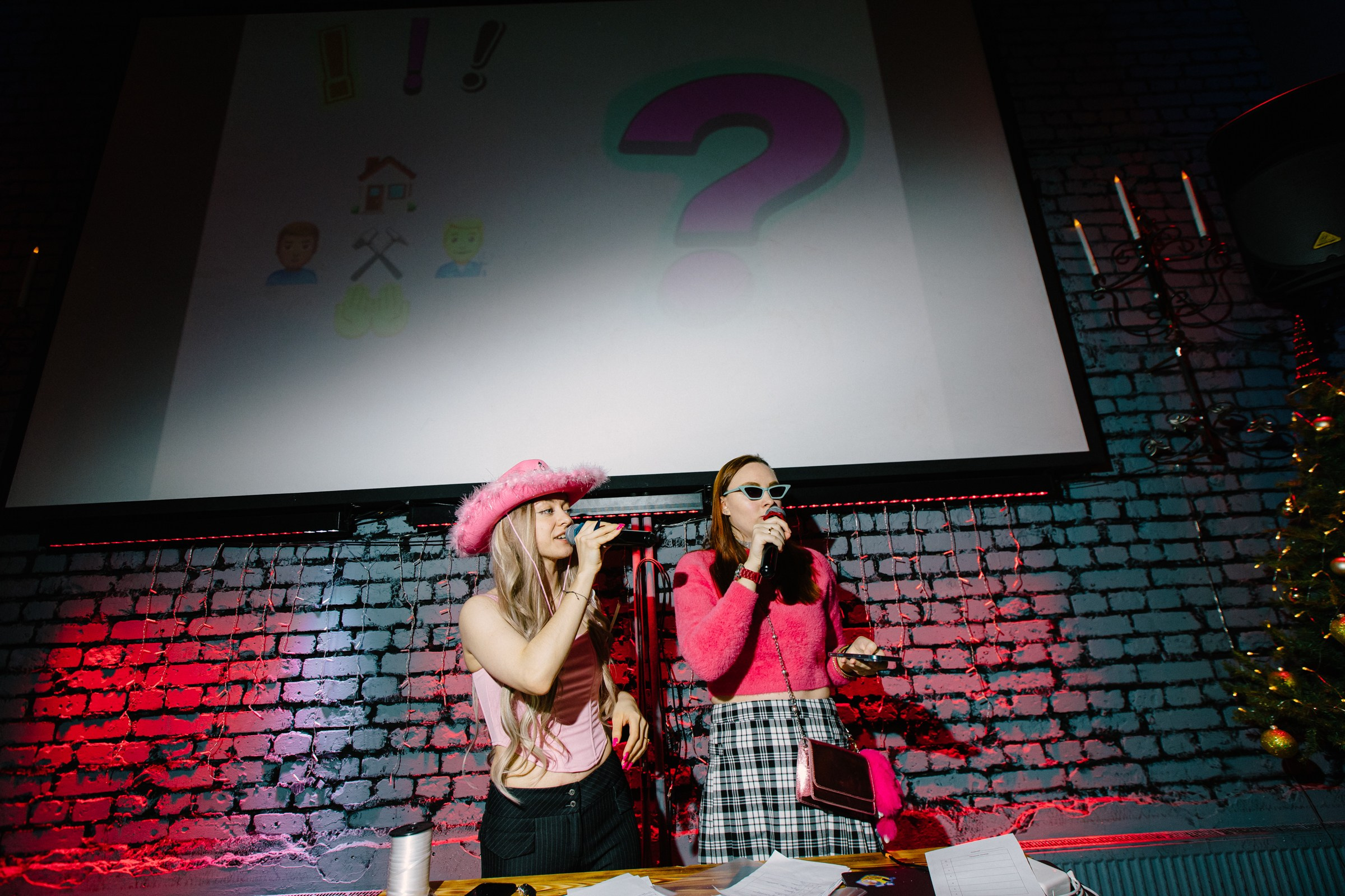 Вечеринка в стиле 00-х. Женский и репортажный фотограф Москва Натали Смирнова