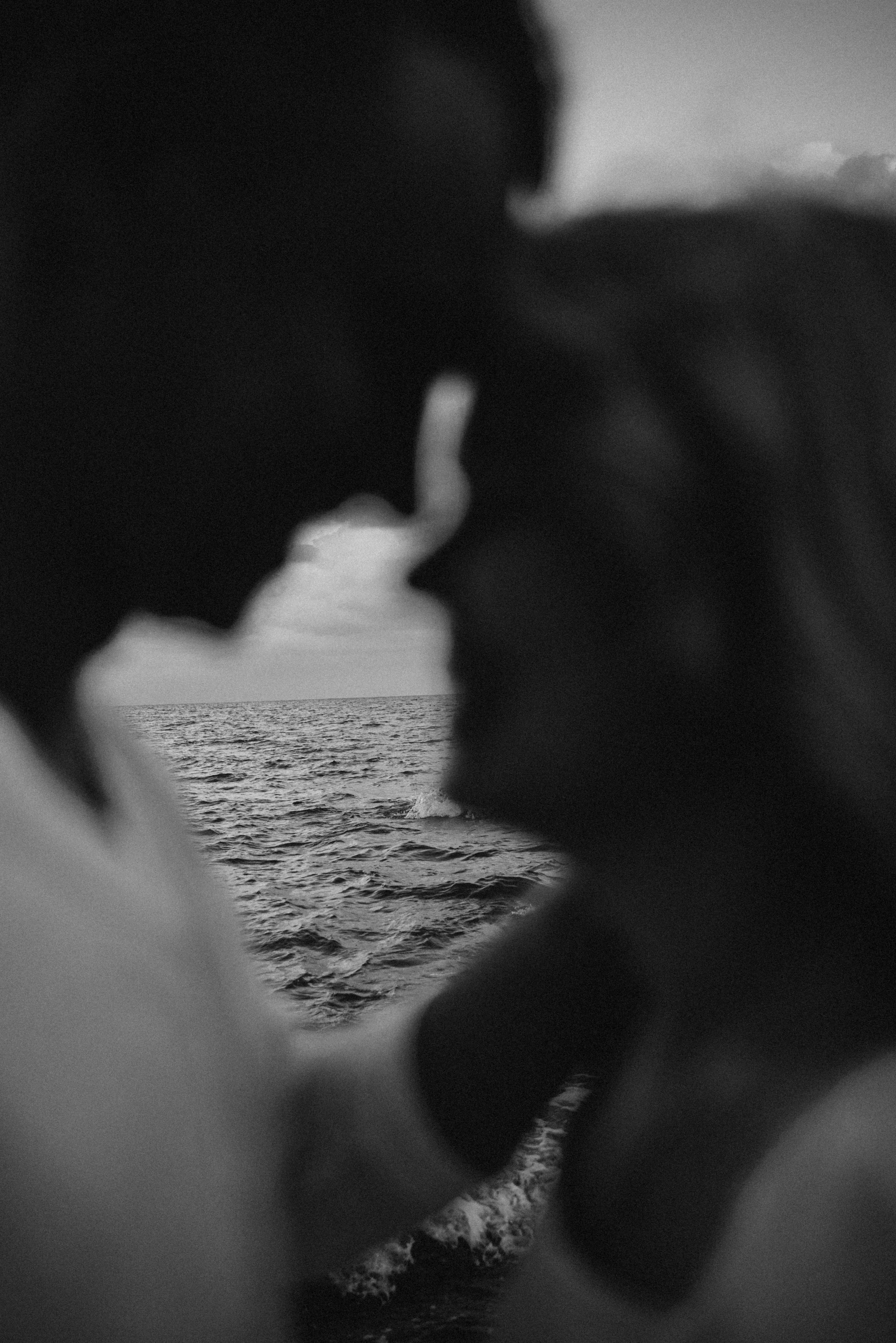 Съемка пары на море. Портретный и свадебный фотограф в Тбилиси • xeniqo