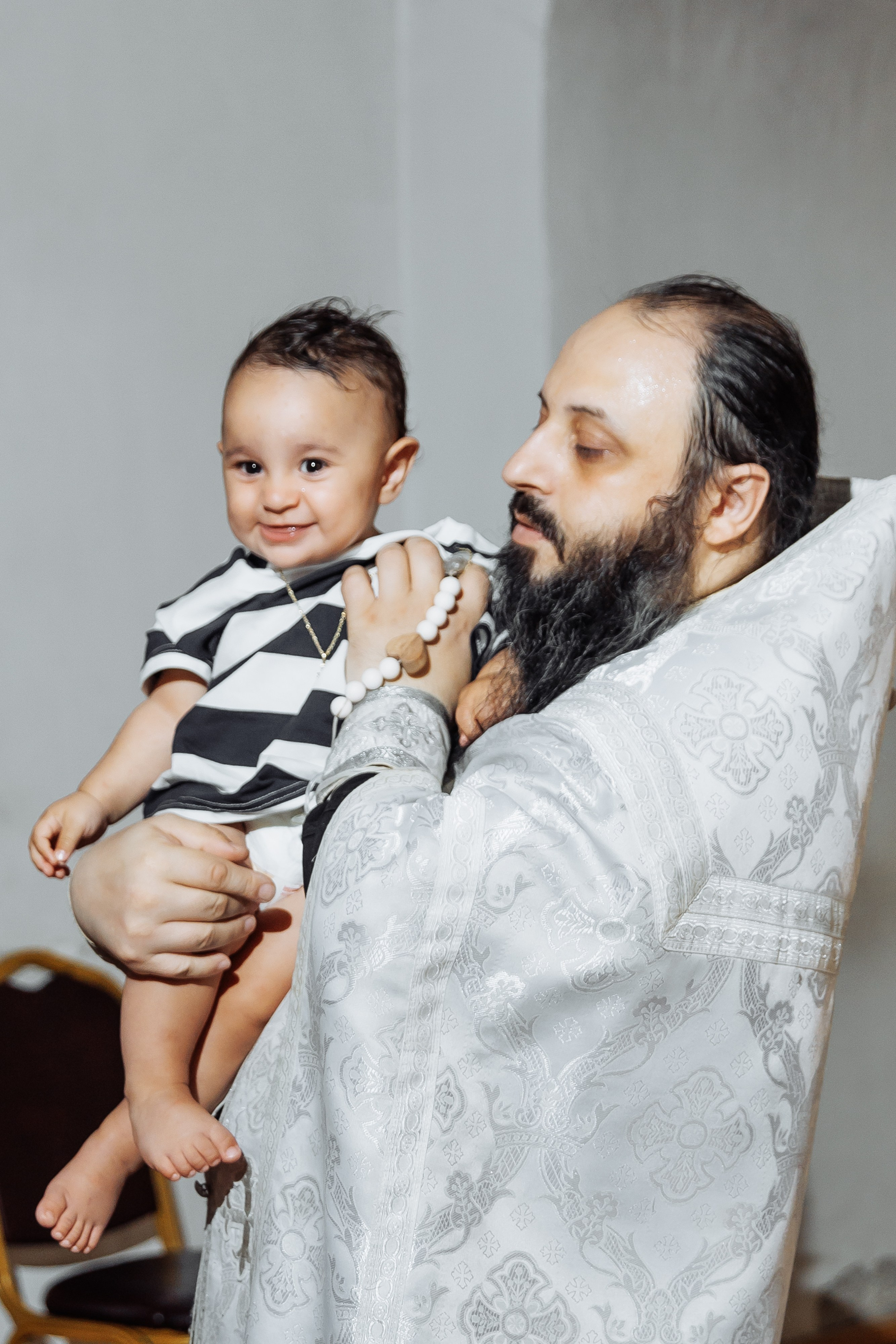 Сухумский Кафедральный собор. Семейный фотограф на крещение и венчание