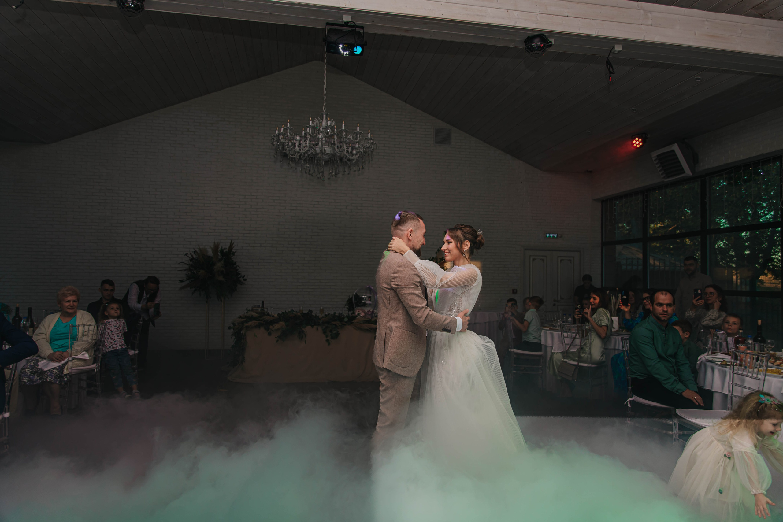 Вячеслав и Анастасия (пакет «Весь день»). Фотограф Дарья Маташкова