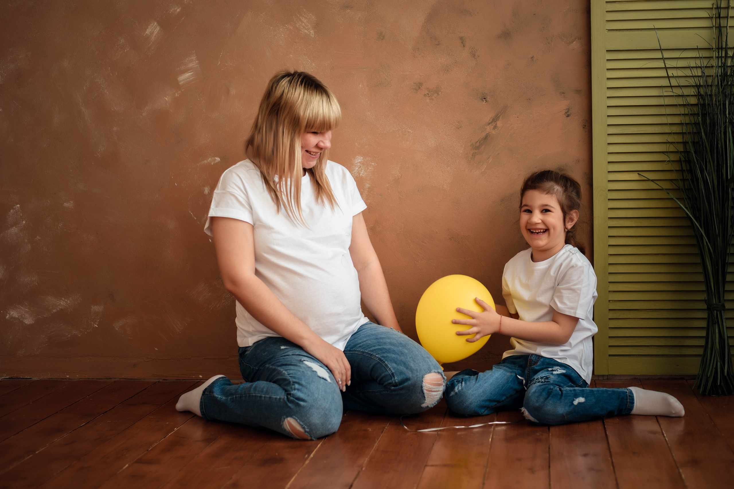 Фотосессия беременности (семейная съемка). Свадебный, семейный, детский, контент фотограф в Омске Максим Ильин