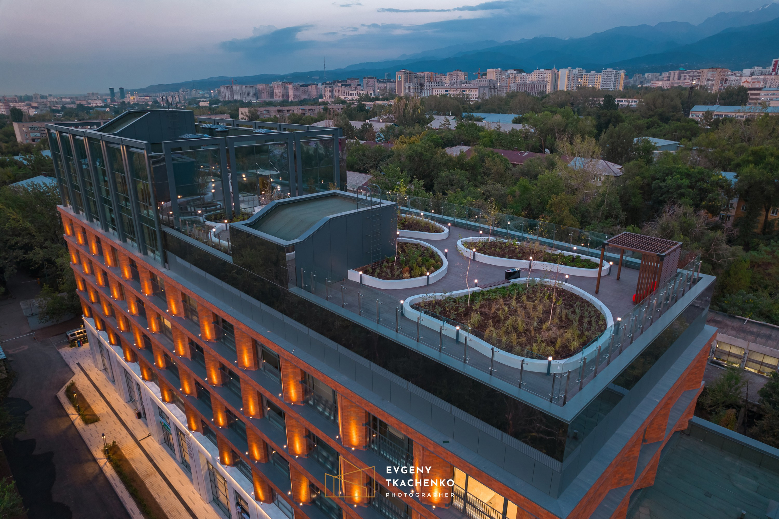 Общежитие университета NarXoz в Алматы. Архитектурный и интерьерный фотограф в Казахстане