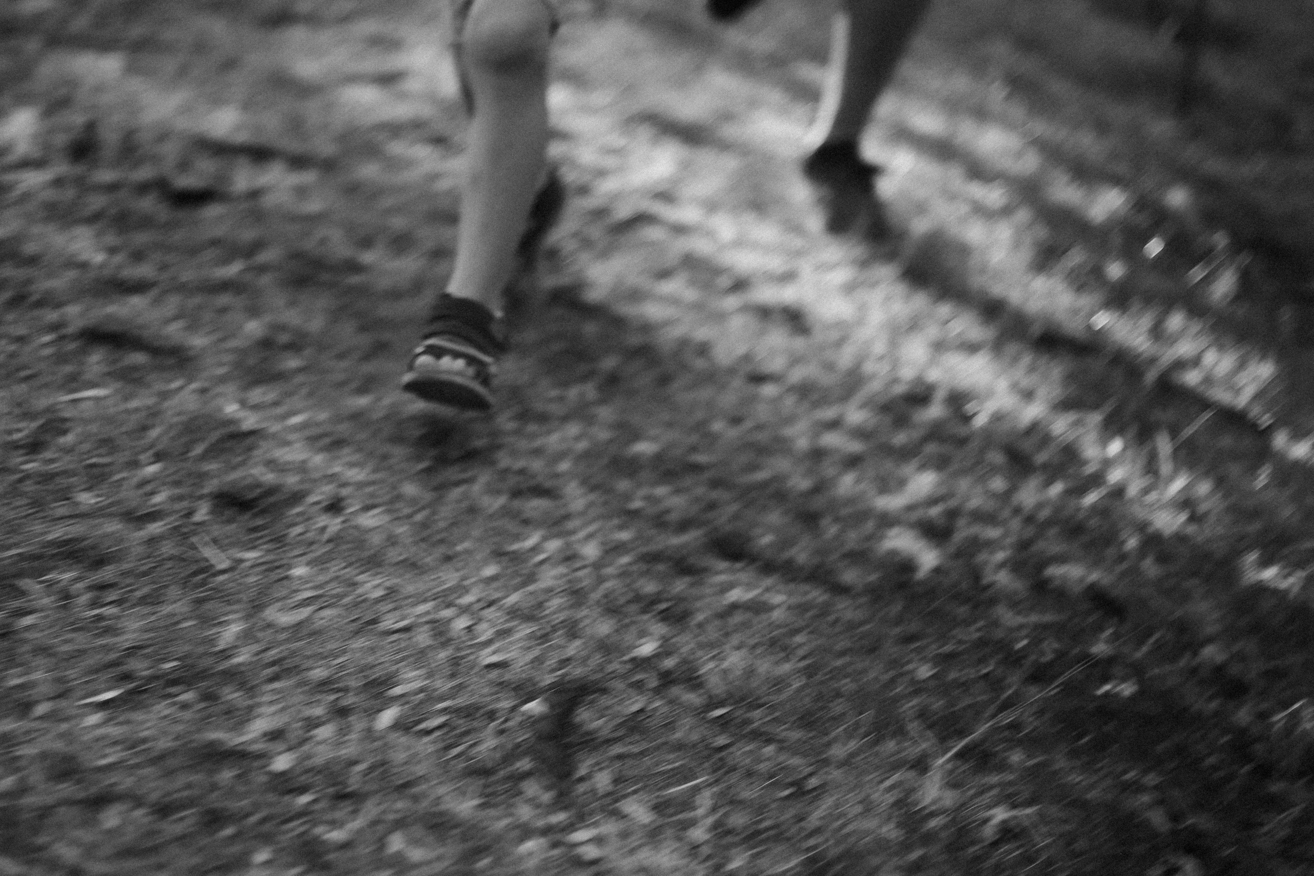 Папа учит сына кататься на велосипеде. Фотограф в Крыму | Виктория Нотевская