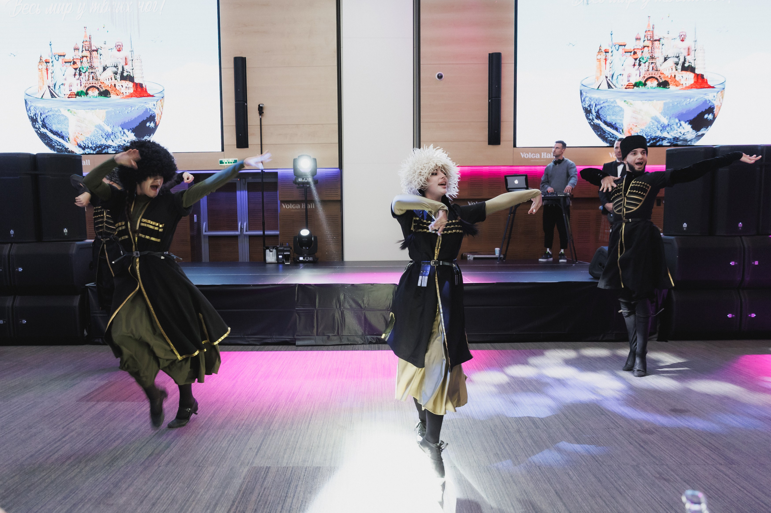 Весь мир у твоих ног!. Фотограф в Волгограде — Александра Искандерова