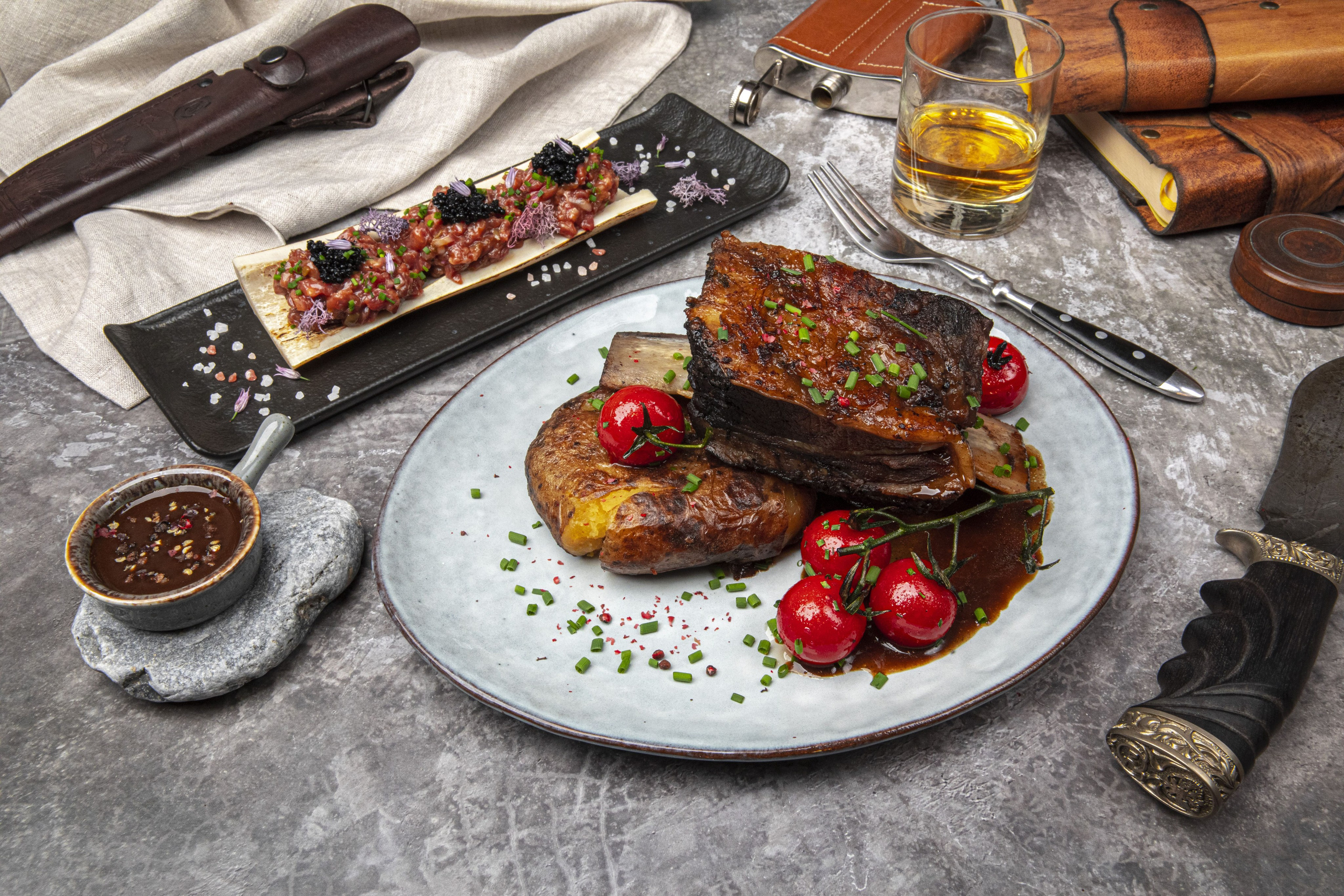 Художественная съёмка блюд с участием фуд-стилиста. Фуд-фотограф Илья Милоданов съемка в Москве и Московской области